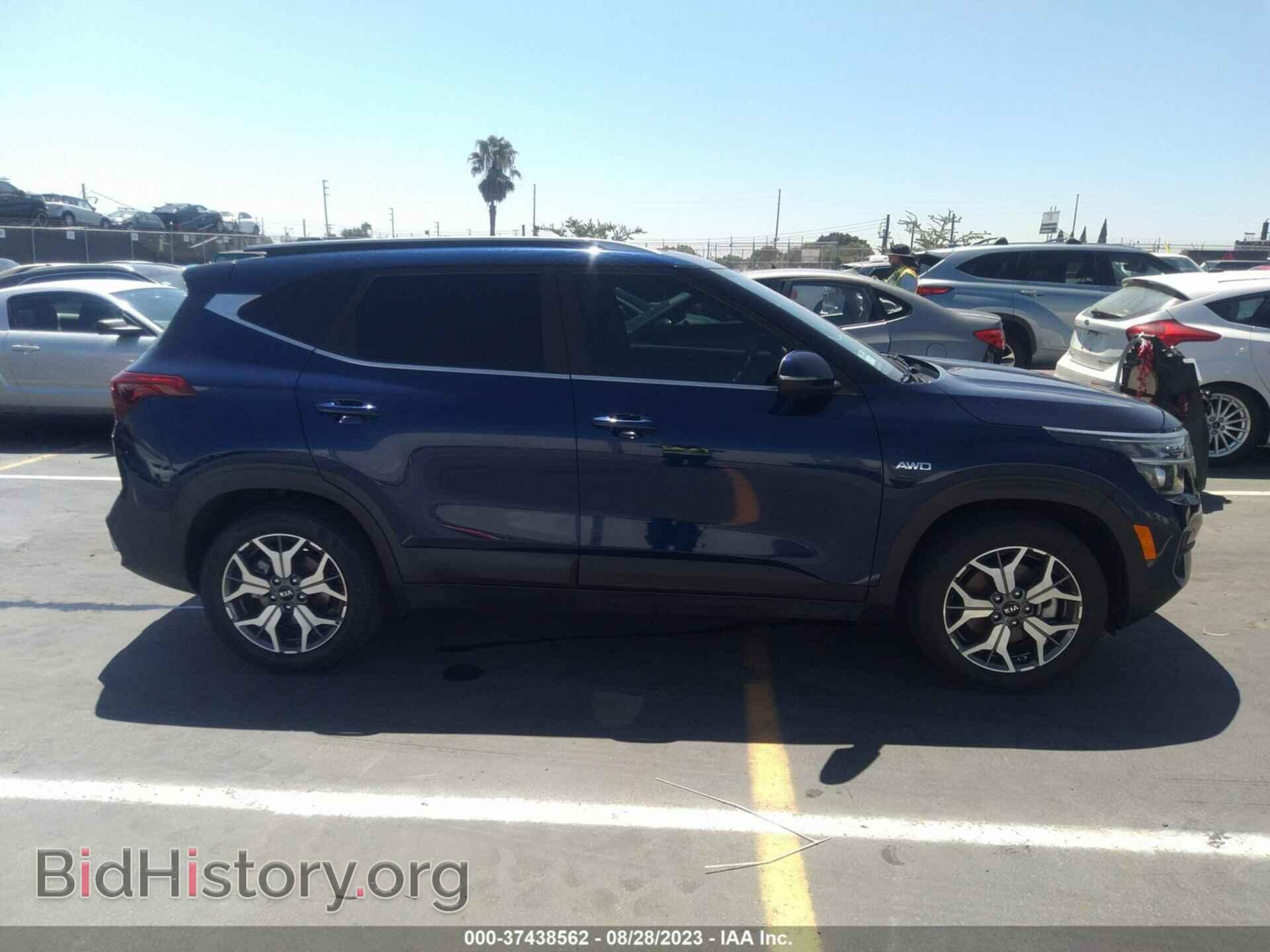 2021 KIA SELTOS - VIN: KNDERCAAXM7044962 - Фото 13