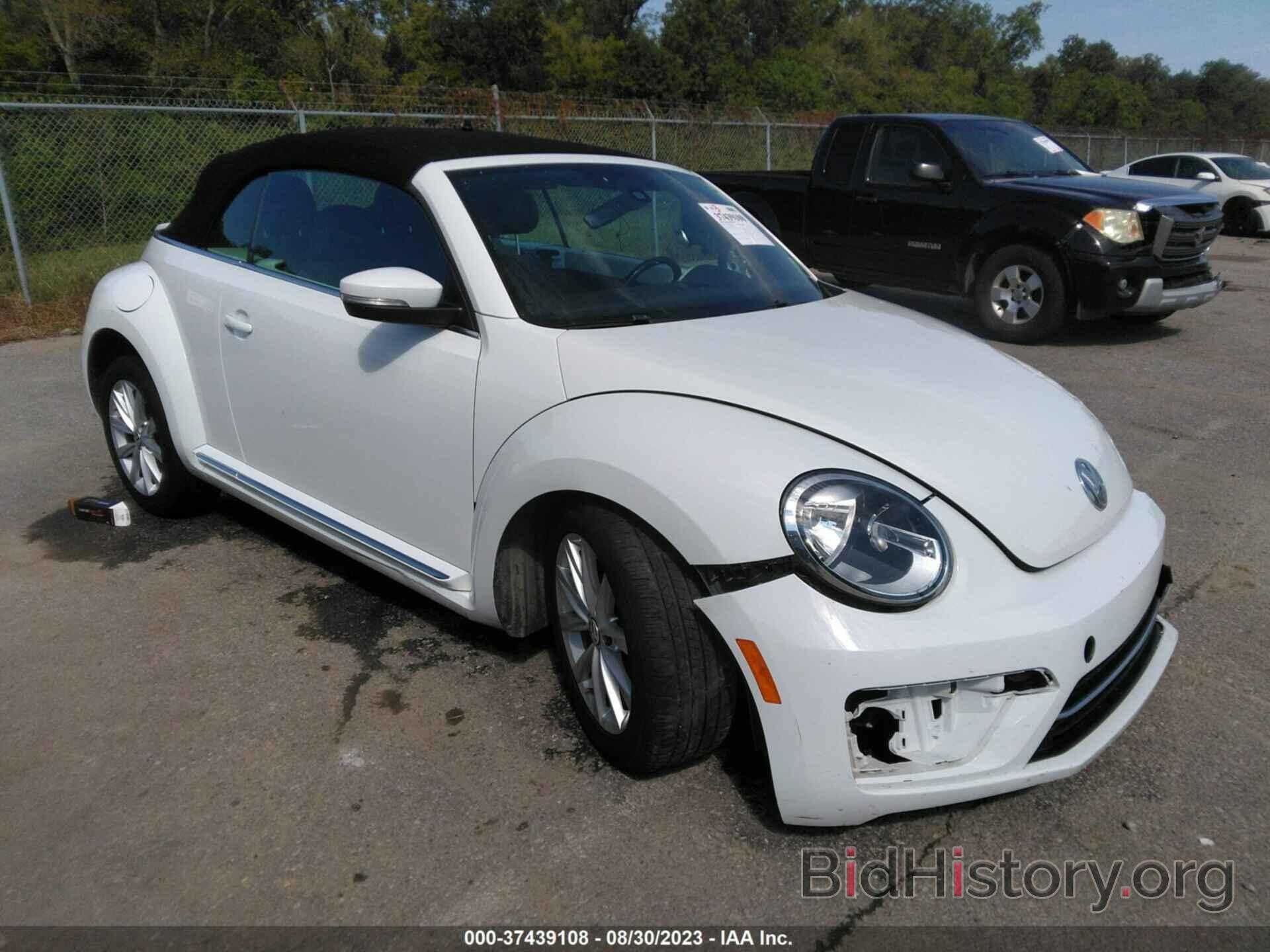 Photo 3VW5DAAT8JM517051 - VOLKSWAGEN BEETLE CONVERTIBLE 2018