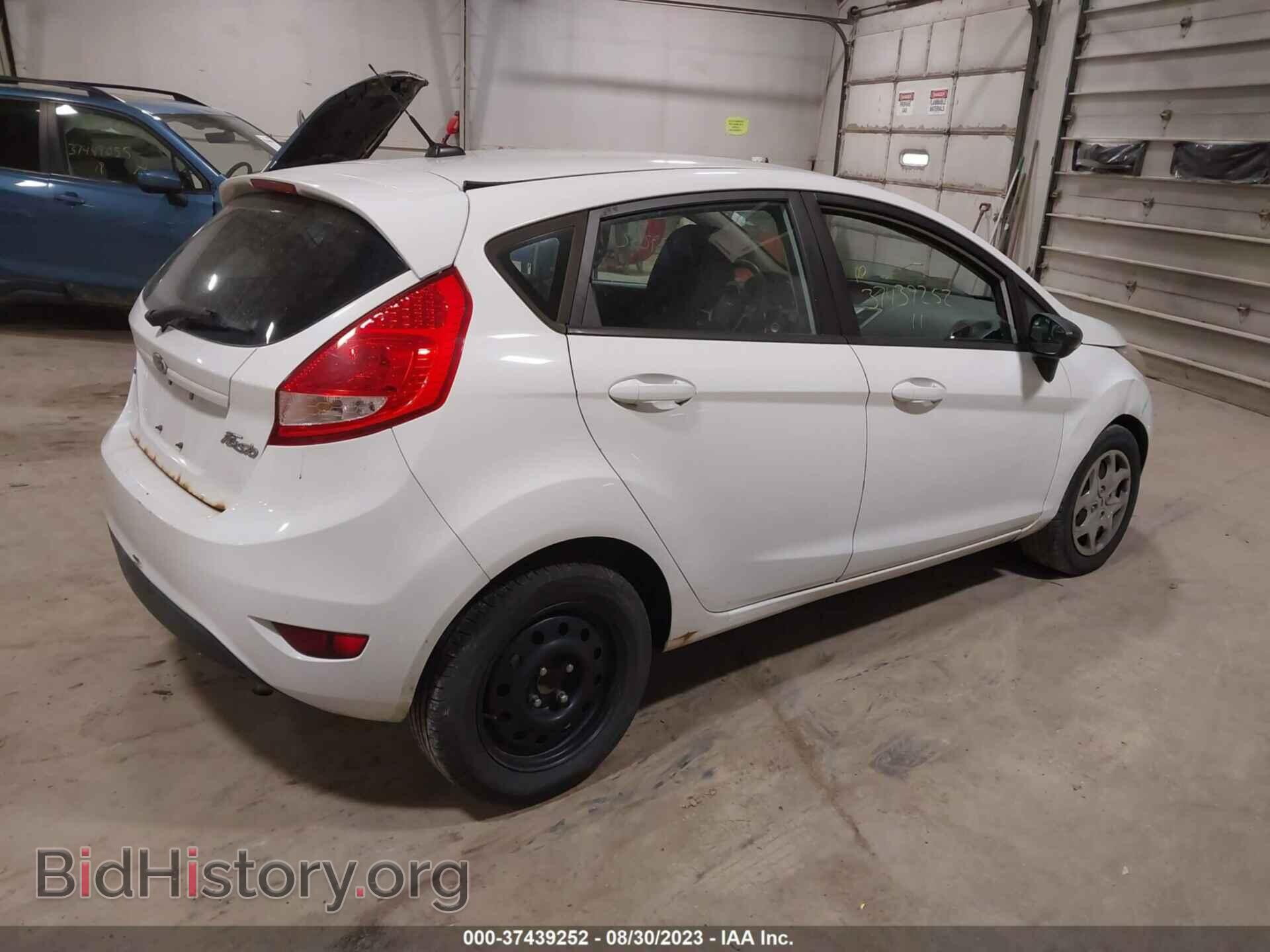 2011 FORD FIESTA - VIN: 3FADP4EJ8BM134542 - Фото 4