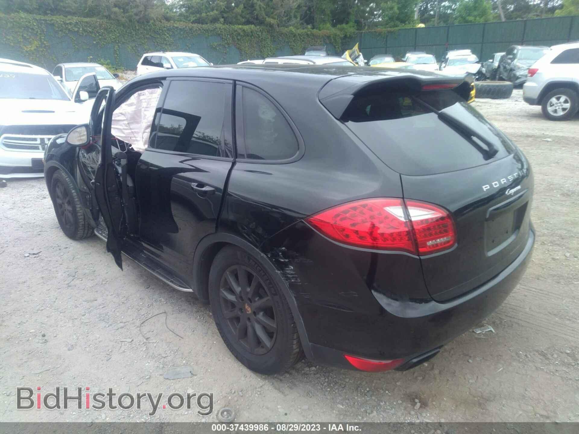 2013 PORSCHE CAYENNE - VIN: WP1AA2A20DLA19065 - Photo 3