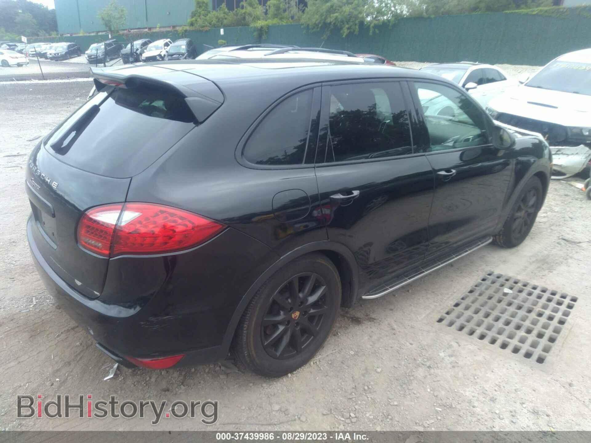 2013 PORSCHE CAYENNE - VIN: WP1AA2A20DLA19065 - Photo 4