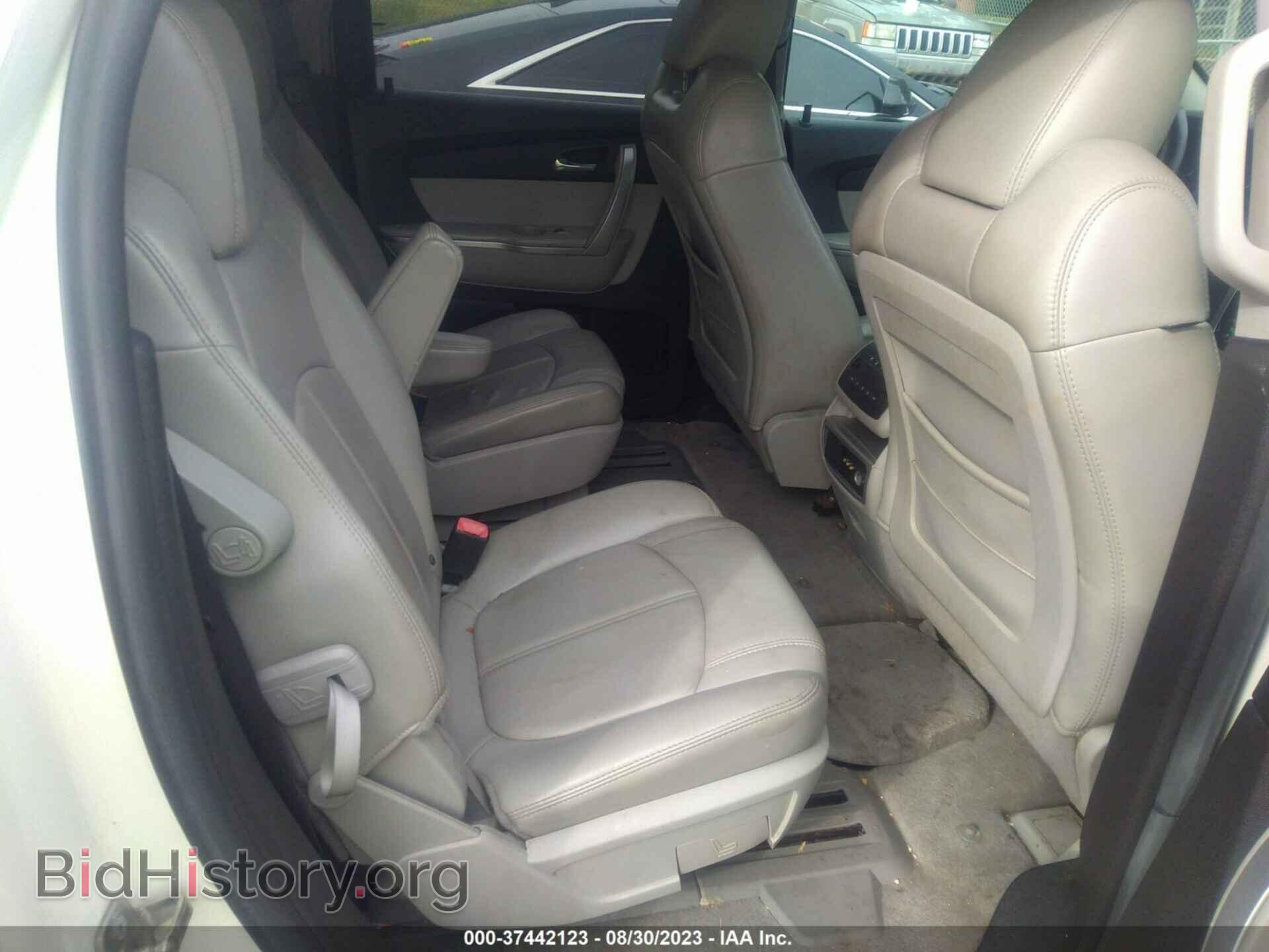 2008 GMC ACADIA - VIN: 1GKER33708J252038 - Фото 8