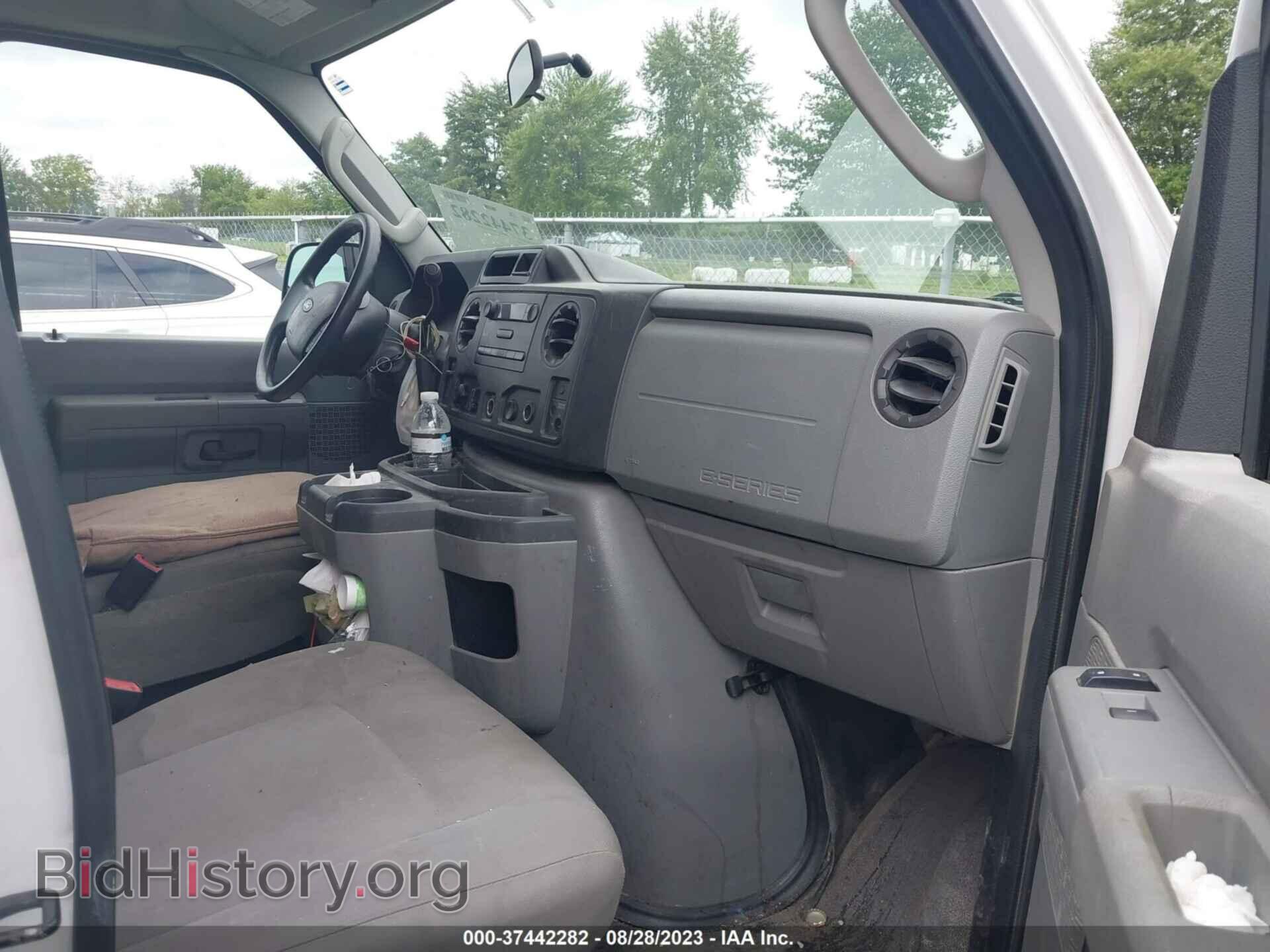 2011 FORD ECONOLINE CARGO VAN - VIN: 1FTNE2EW7BDB15819 - Фото 5
