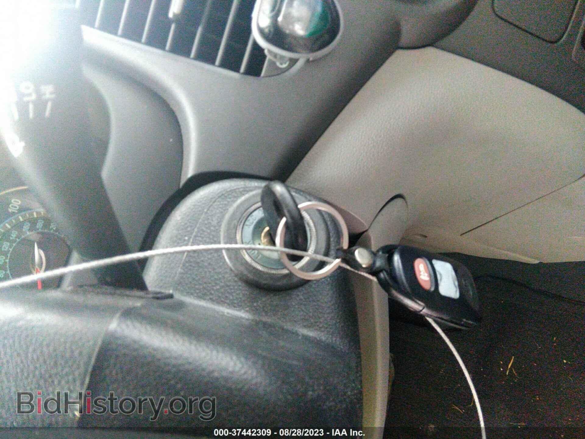 2008 KIA OPTIMA - VIN: KNAGE123685209865 - Фото 11