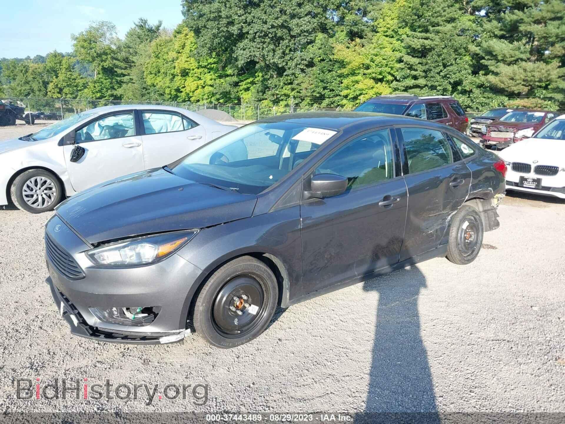 2018 FORD FOCUS - VIN: 1FADP3FE1JL325568 - Фото 2
