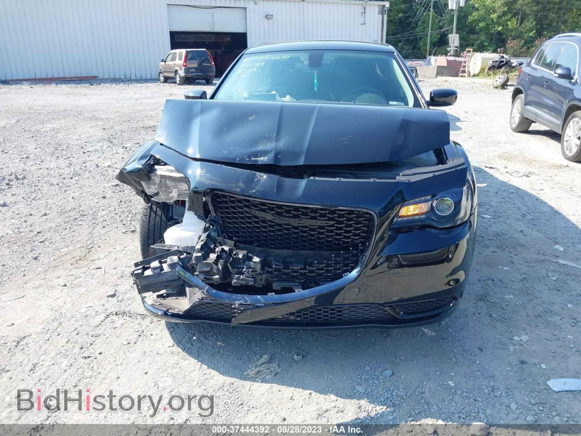 2023 CHRYSLER 300 - VIN: 2C3CCAAG4PH561186 - Фото 6