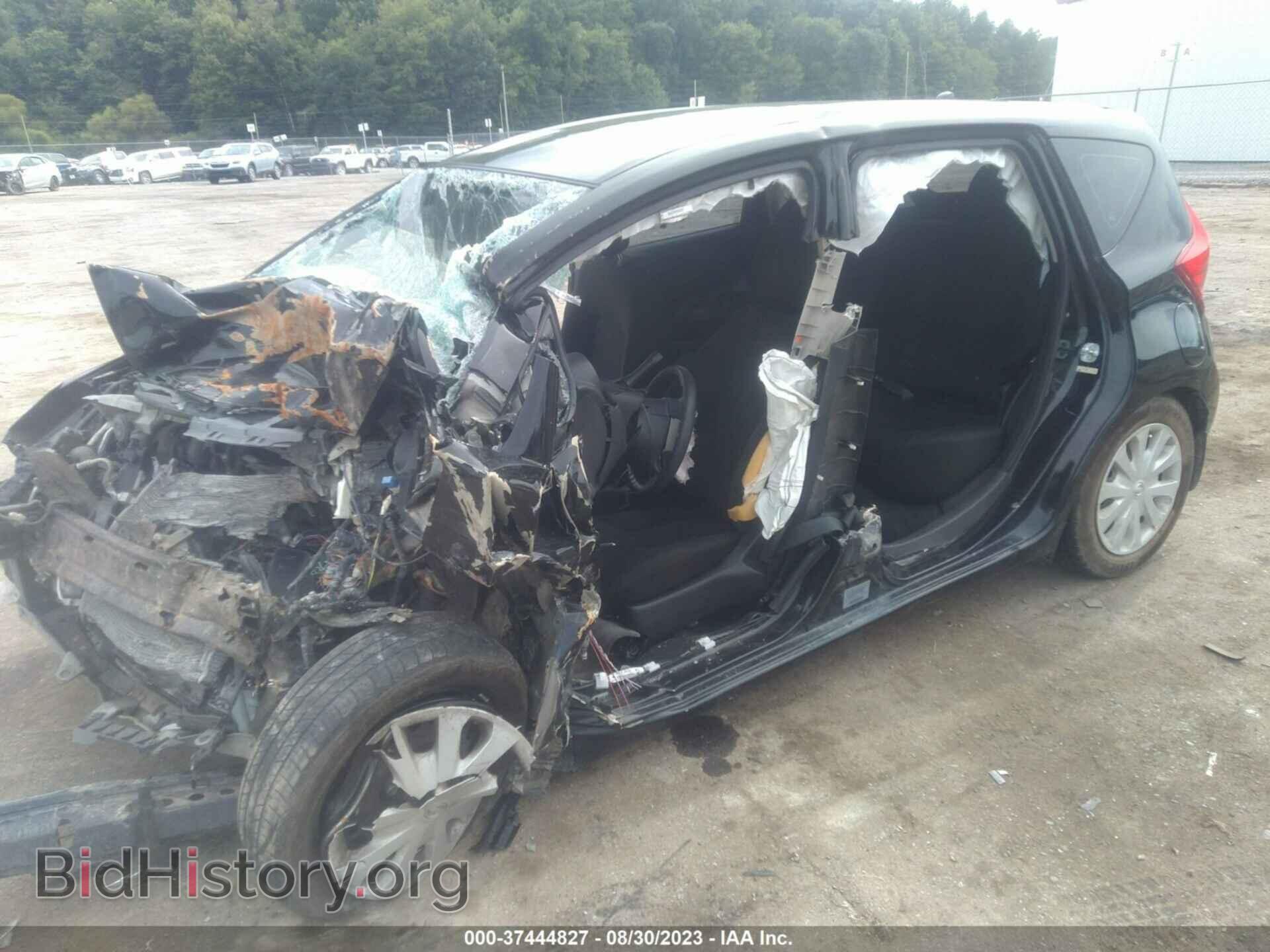 2015 NISSAN VERSA NOTE - VIN: 3N1CE2CP3FL361725 - Photo 2