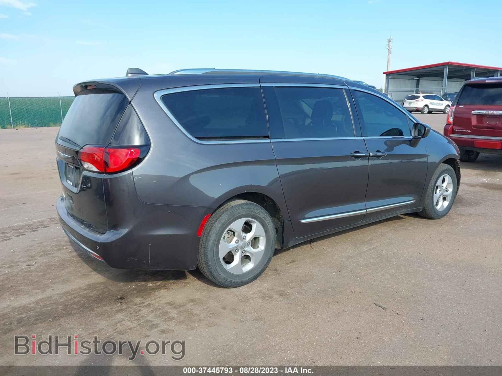 2017 CHRYSLER PACIFICA - VIN: 2C4RC1EG1HR628175 - Photo 4