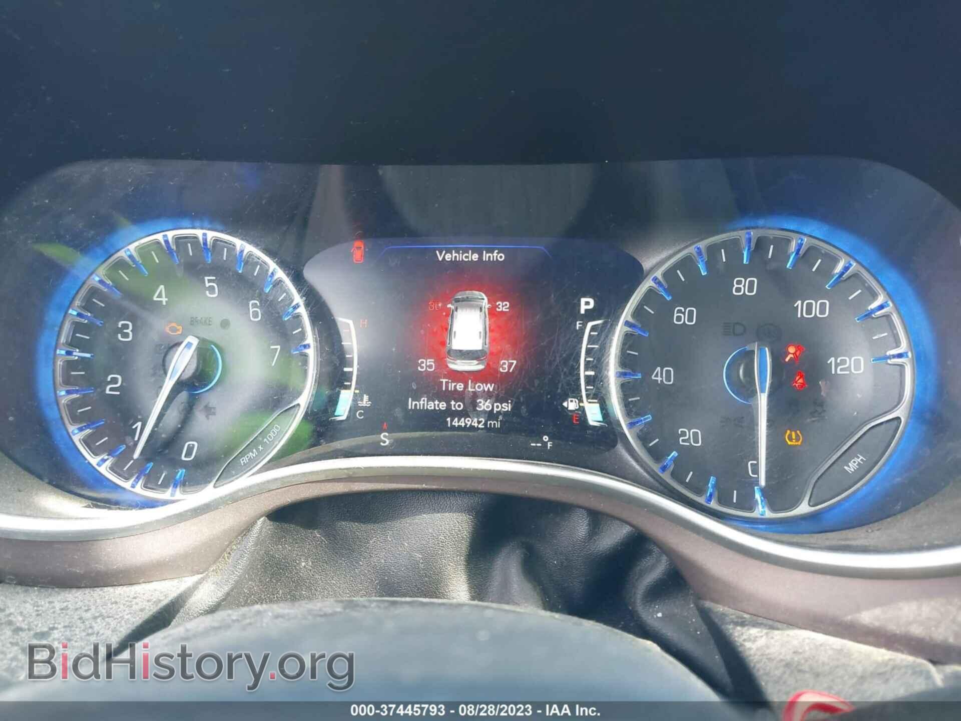 2017 CHRYSLER PACIFICA - VIN: 2C4RC1EG1HR628175 - Photo 7