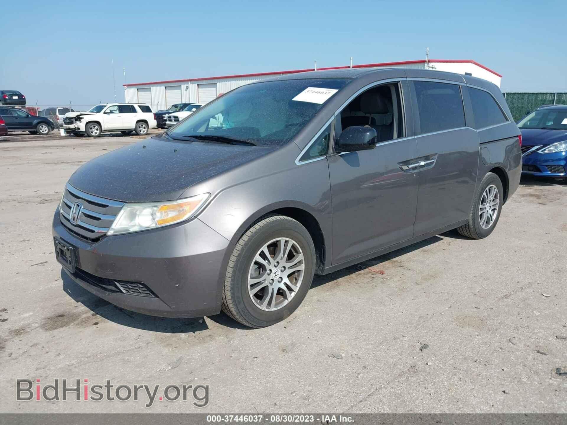 2011 HONDA ODYSSEY - VIN: 5FNRL5H64BB056435 - Фото 2