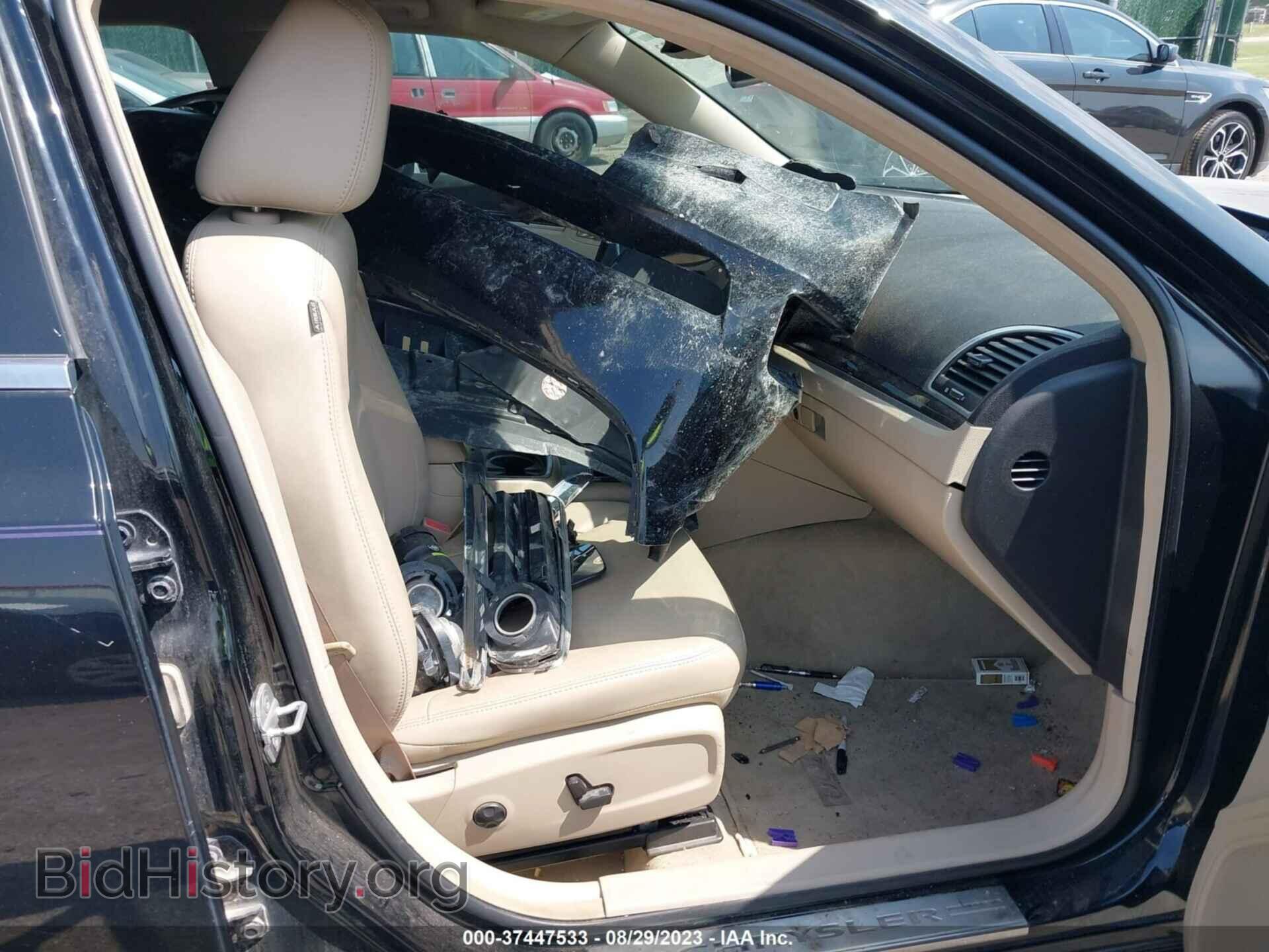 2013 CHRYSLER 300 - VIN: 2C3CCAAG3DH635385 - Фото 5