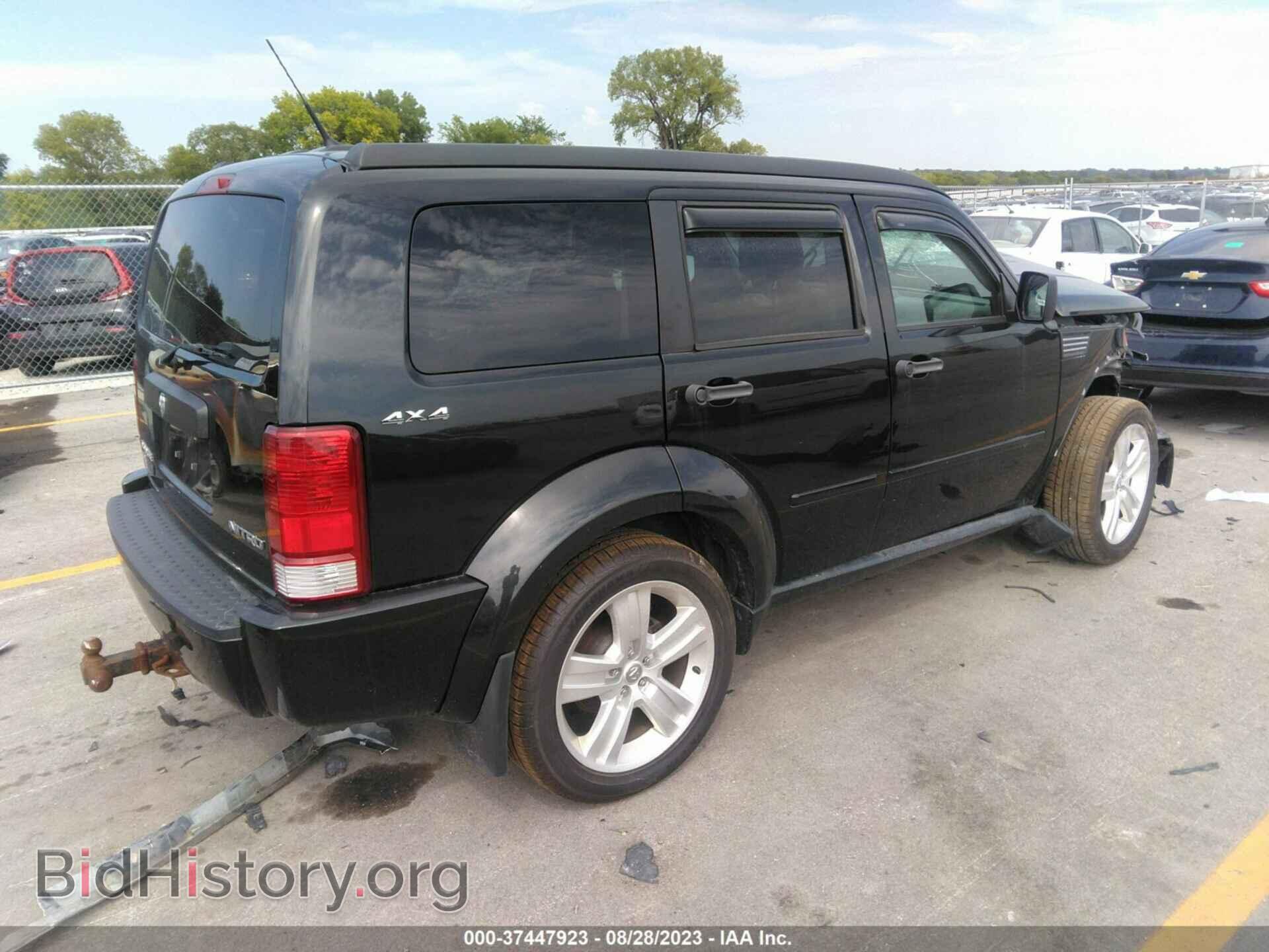 2011 DODGE NITRO - VIN: 1D4PU4GXXBW511554 - Photo 4