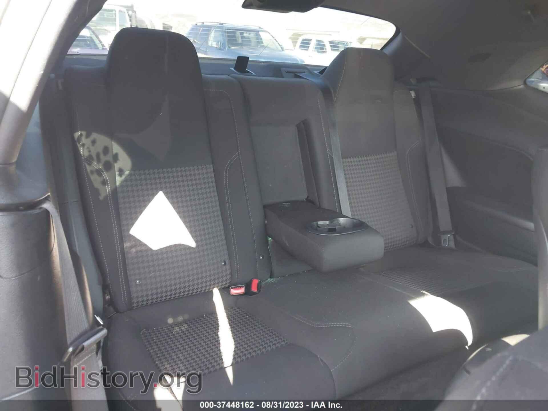 2018 DODGE CHALLENGER - VIN: 2C3CDZAG2JH215592 - Photo 8
