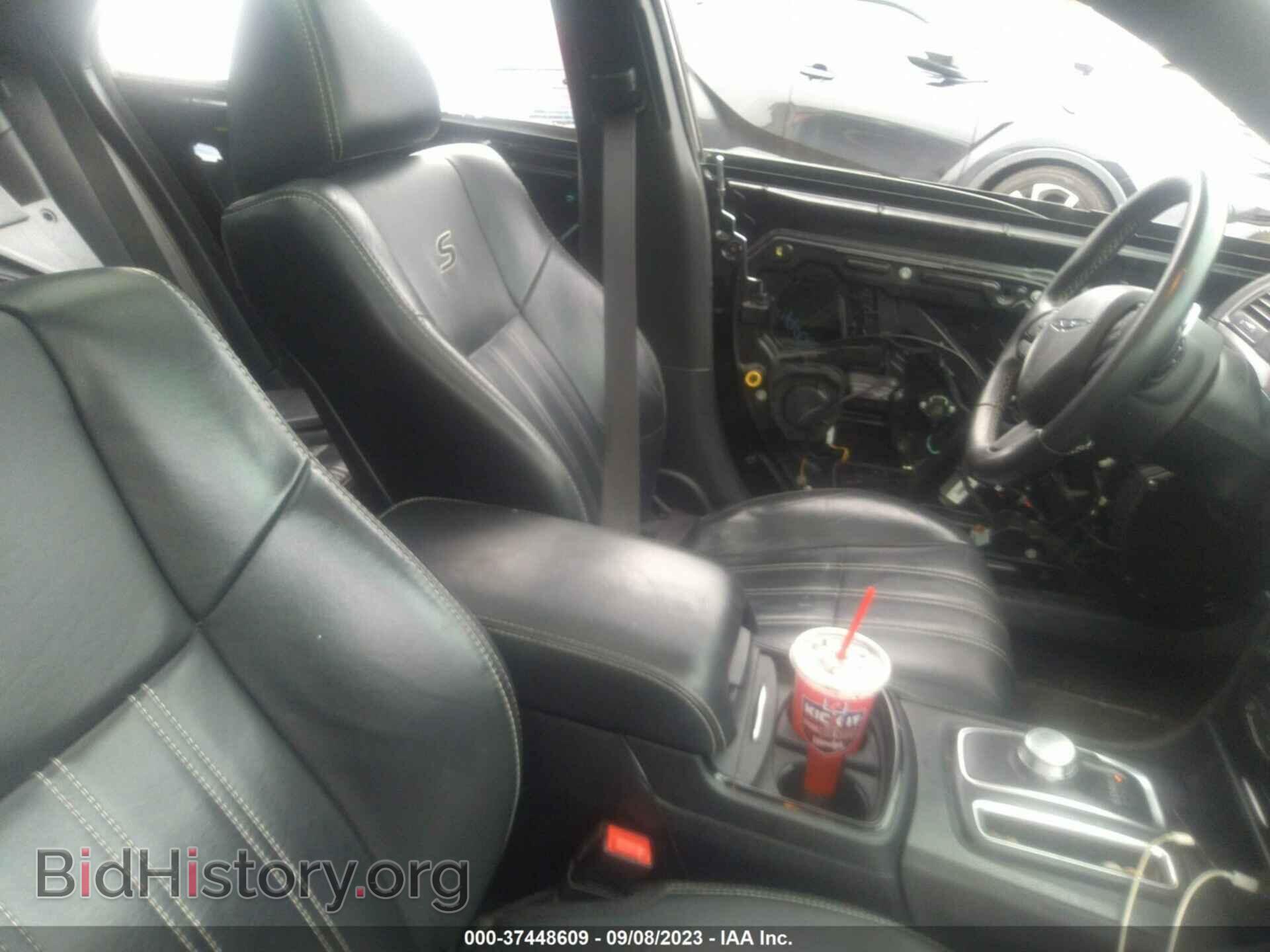 2015 CHRYSLER 300 - VIN: 2C3CCAGG2FH922775 - Photo 5