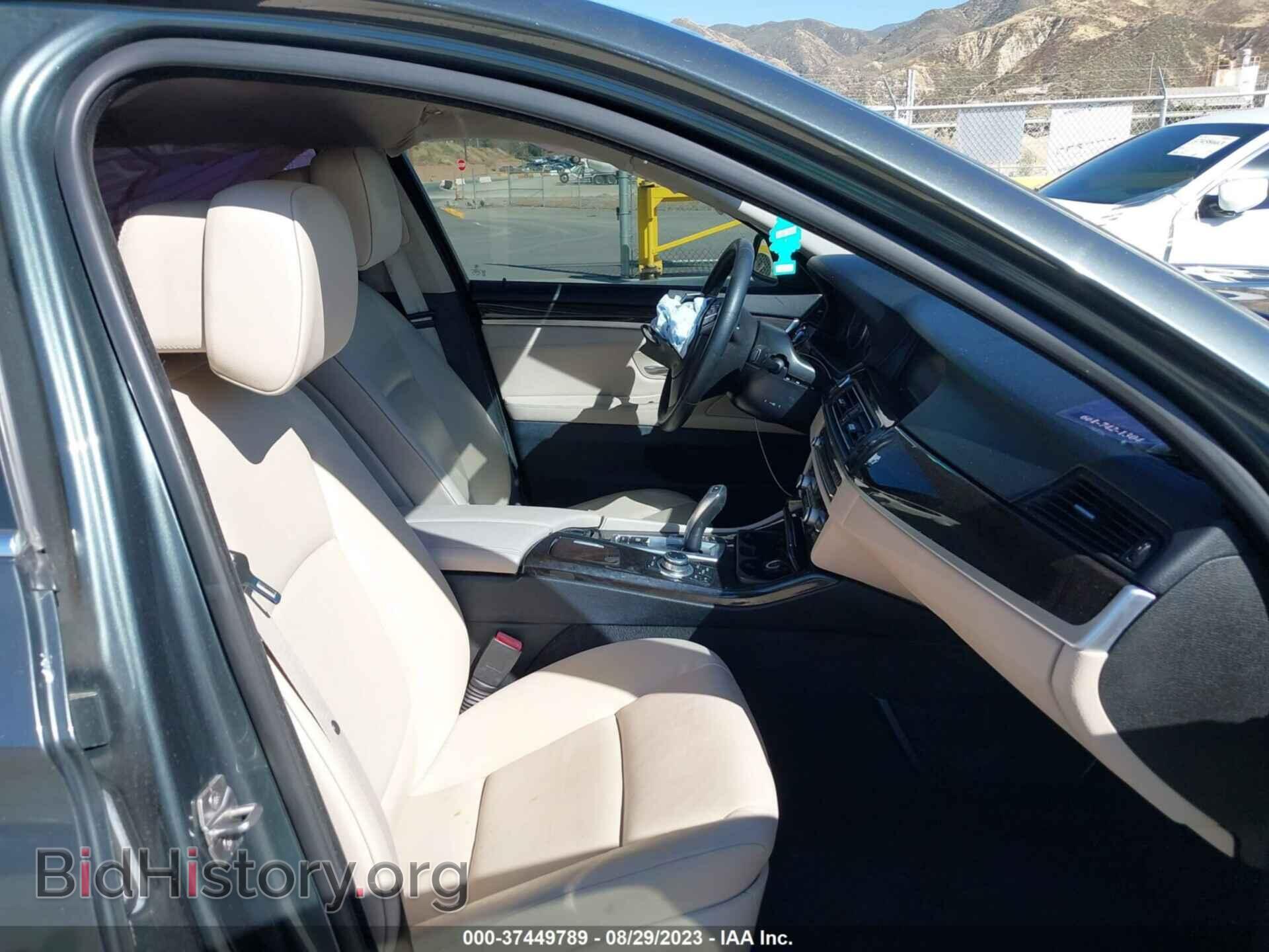 2013 BMW 528I - VIN: WBAXG5C52DDY32045 - Фото 5