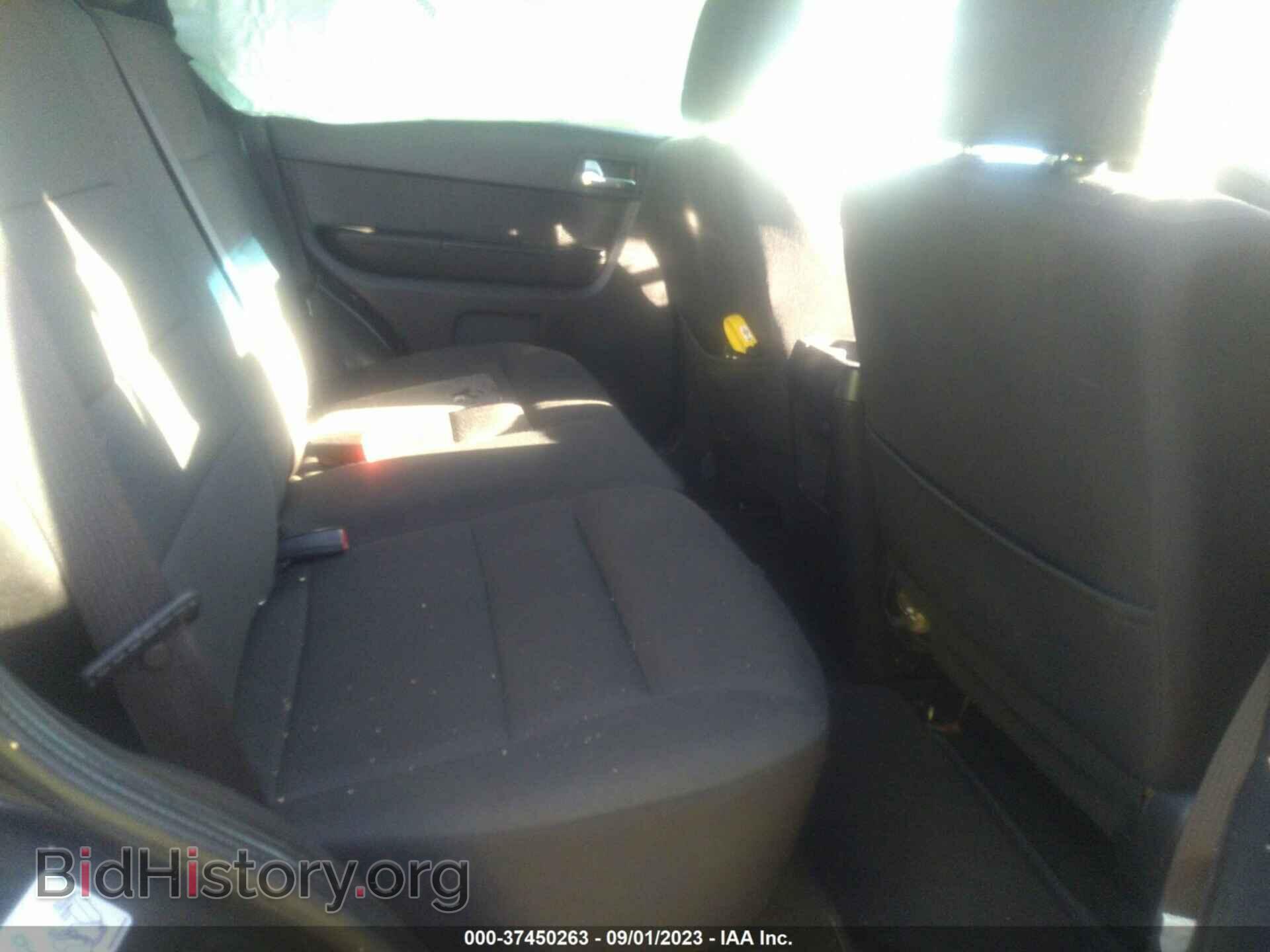 2011 FORD ESCAPE - VIN: 1FMCU9DG8BKB76116 - Фото 8