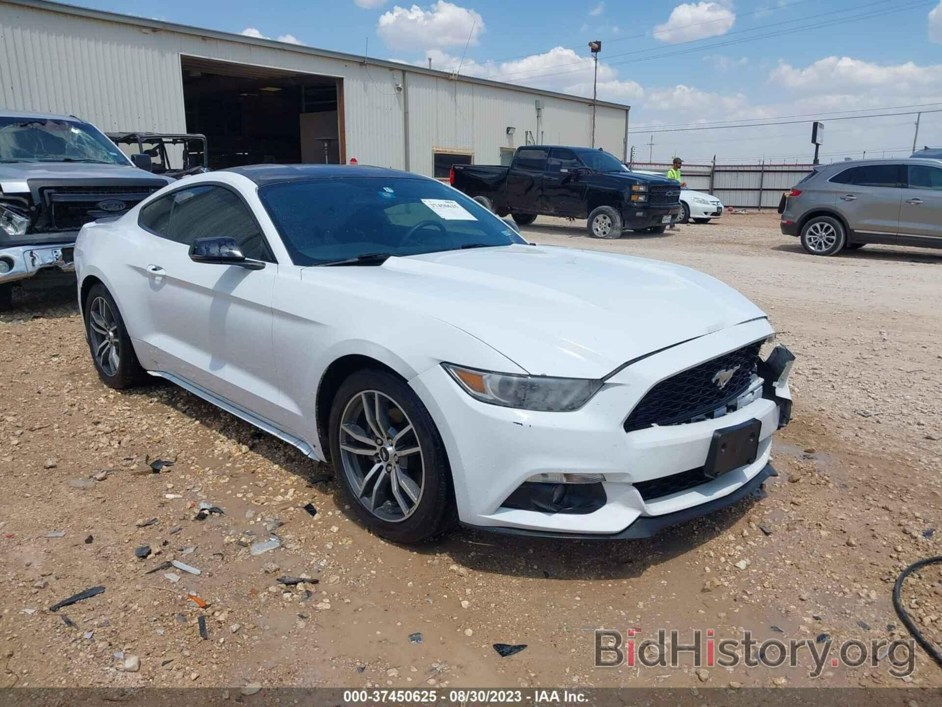 Photo 1FA6P8TH1F5313999 - FORD MUSTANG 2015