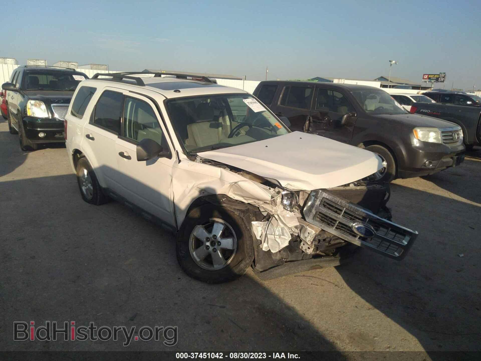 Фотография 1FMCU0D72BKB97880 - FORD ESCAPE 2011
