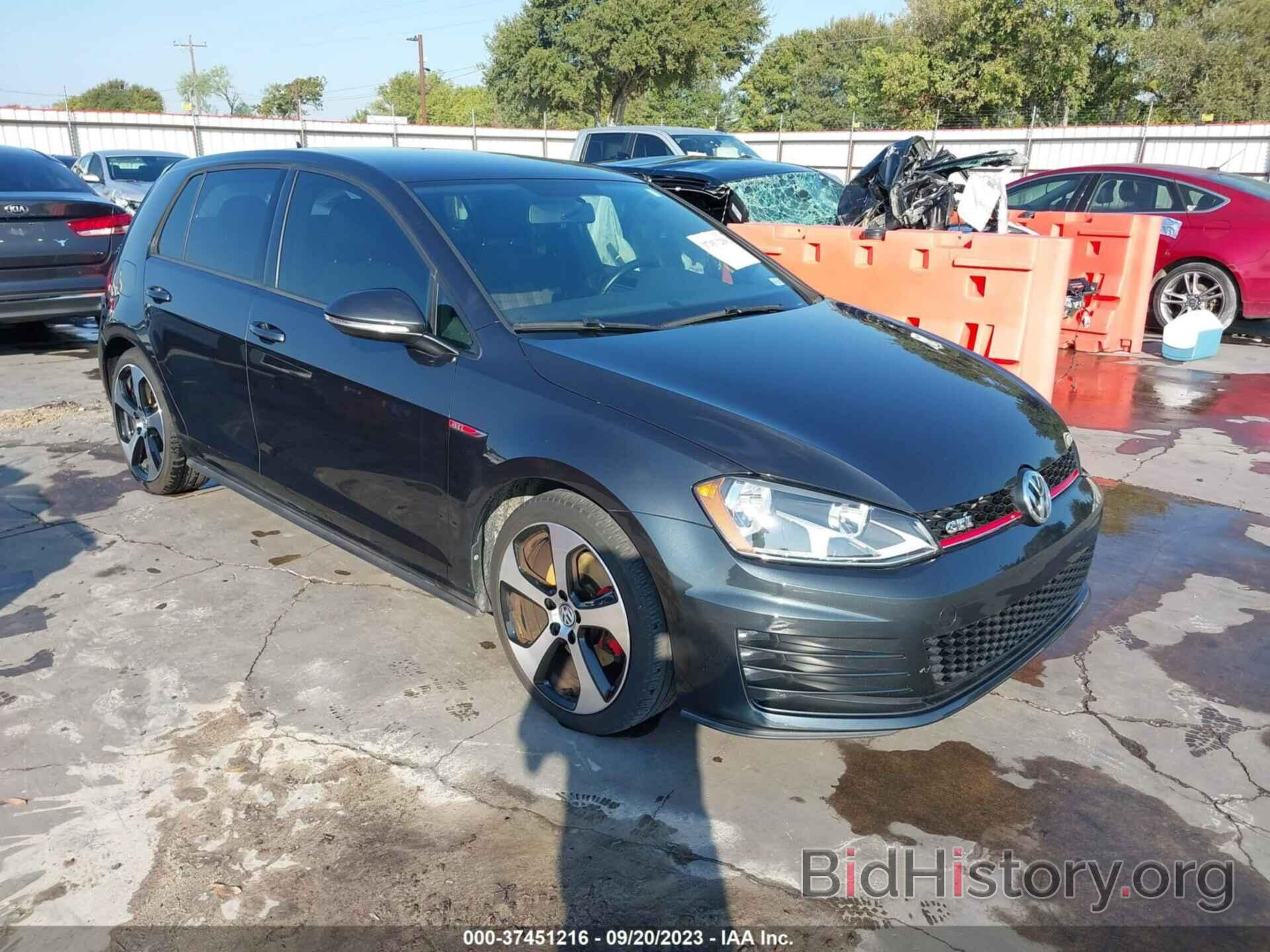 Photo 3VW5T7AUXHM065600 - VOLKSWAGEN GOLF GTI 2017