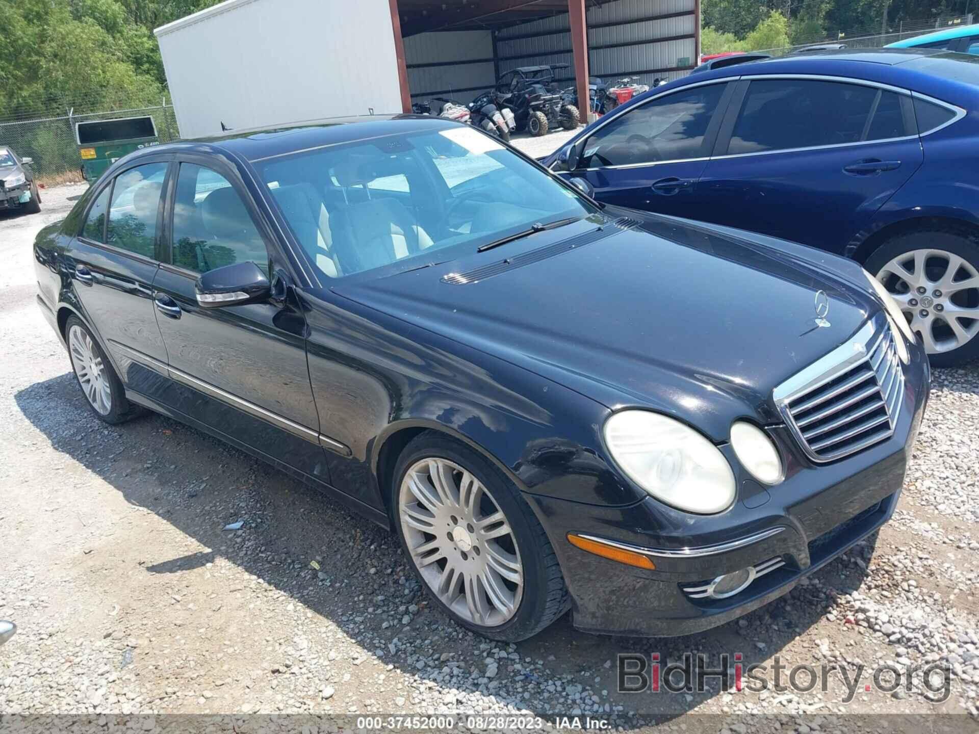 Photo WDBUF56X78B227508 - MERCEDES-BENZ E-CLASS 2008