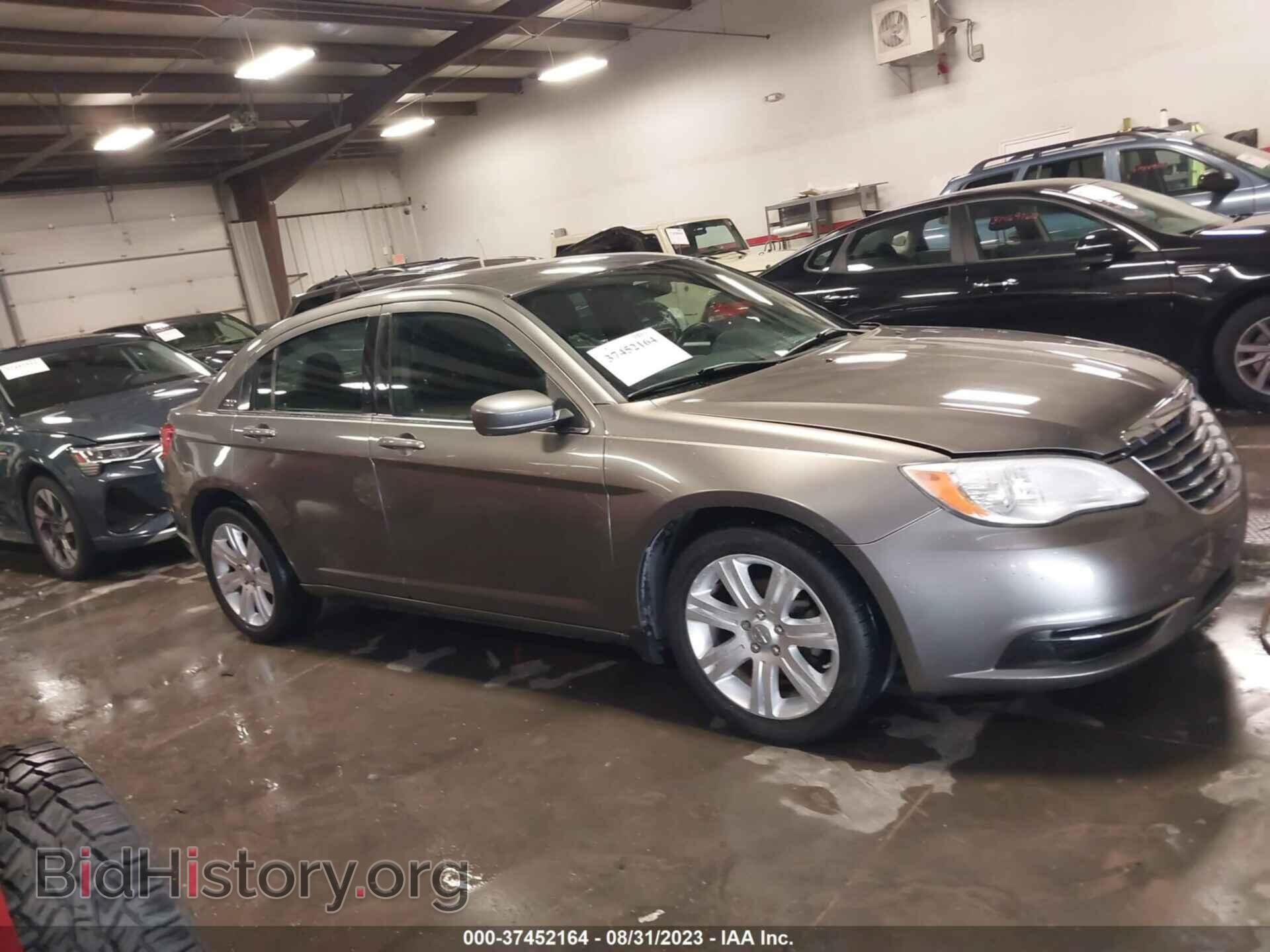 2013 CHRYSLER 200 - VIN: 1C3CCBAB2DN704617 - Photo 13