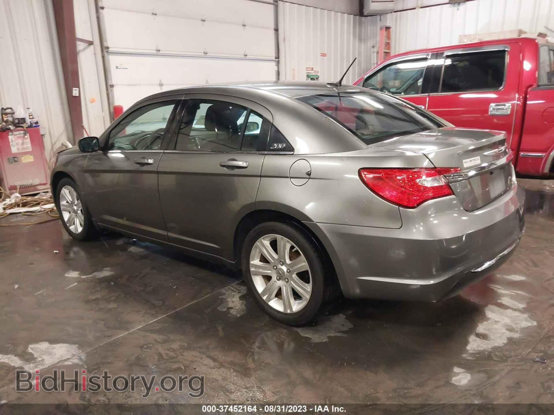 2013 CHRYSLER 200 - VIN: 1C3CCBAB2DN704617 - Photo 3