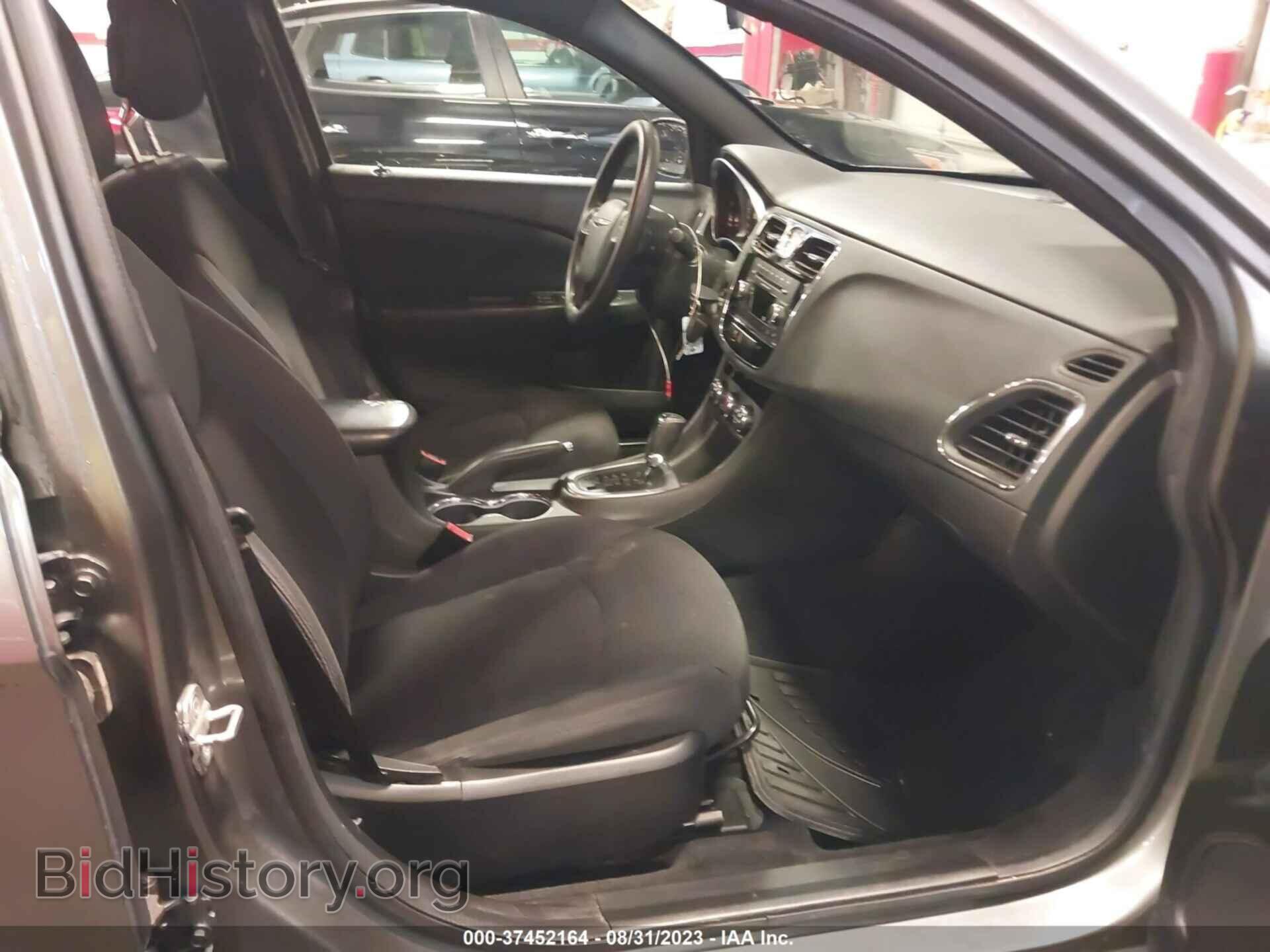 2013 CHRYSLER 200 - VIN: 1C3CCBAB2DN704617 - Photo 5