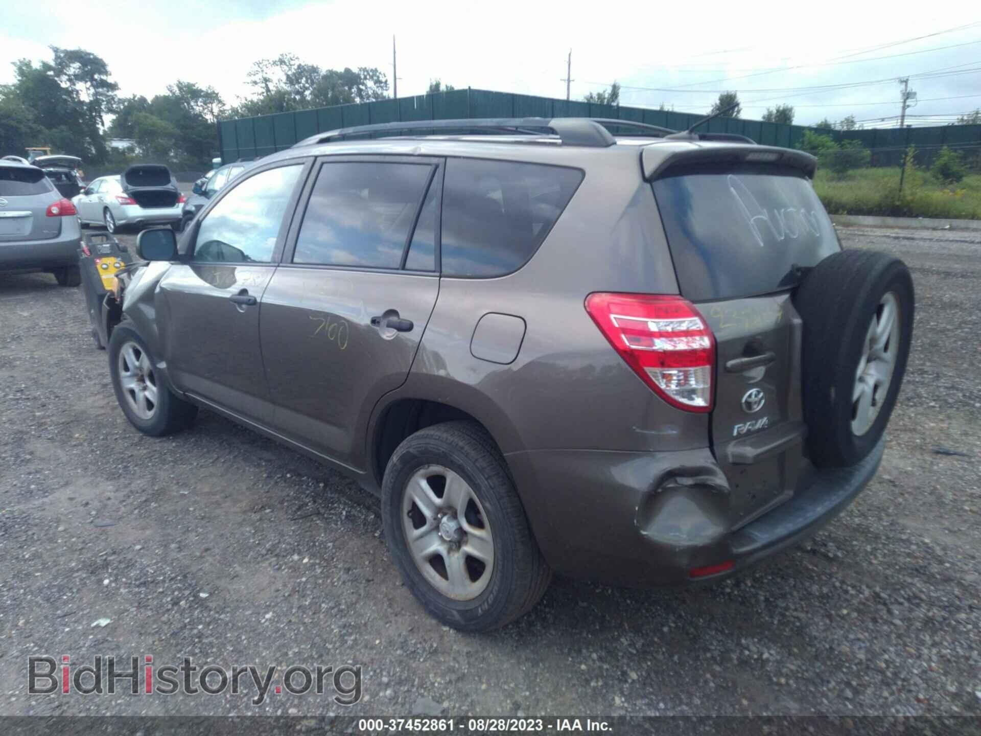 2011 TOYOTA RAV4 - VIN: 2T3BF4DV3BW143575 - Фото 3
