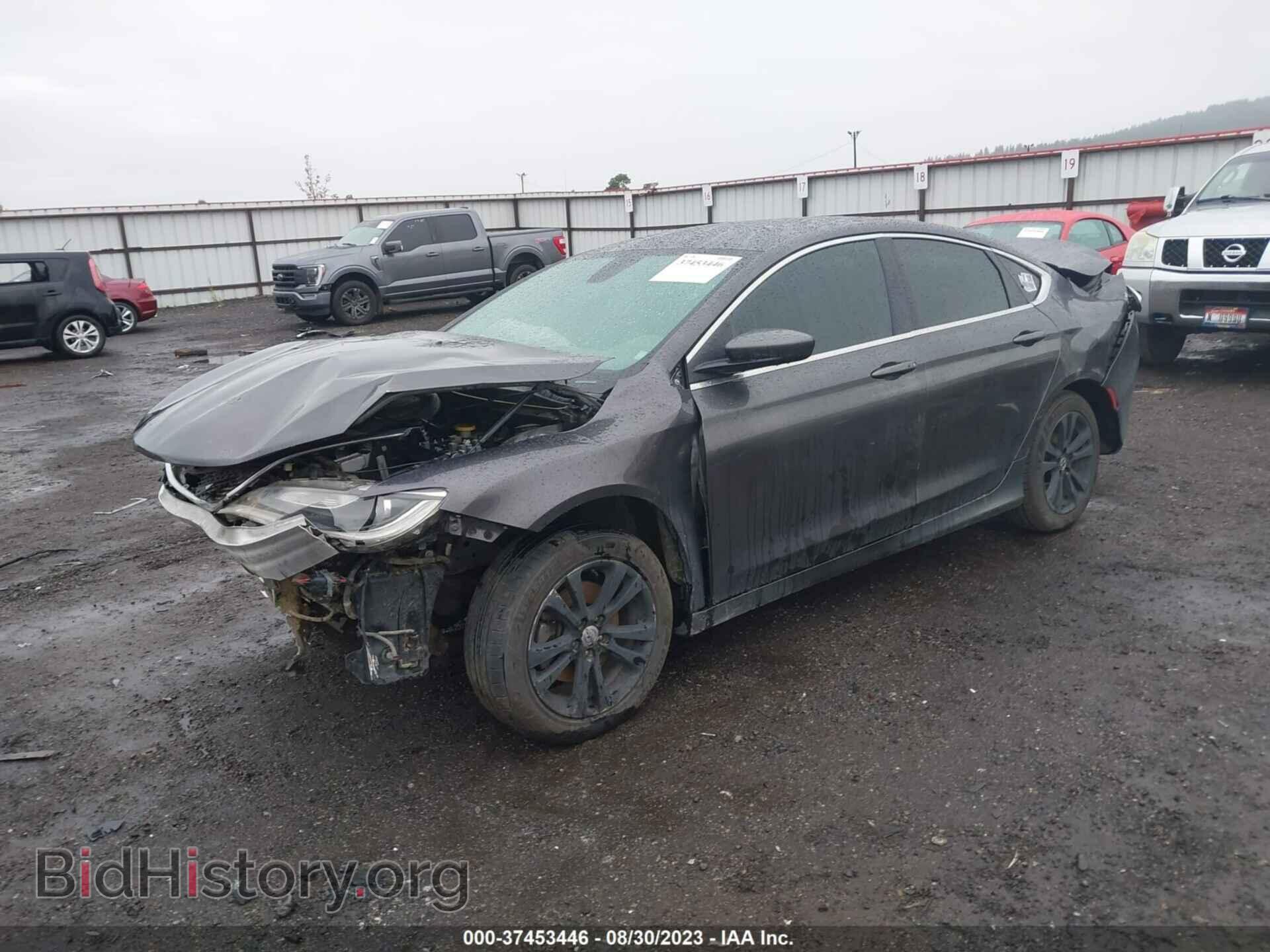 2016 CHRYSLER 200 - VIN: 1C3CCCAB7GN117467 - Фото 2