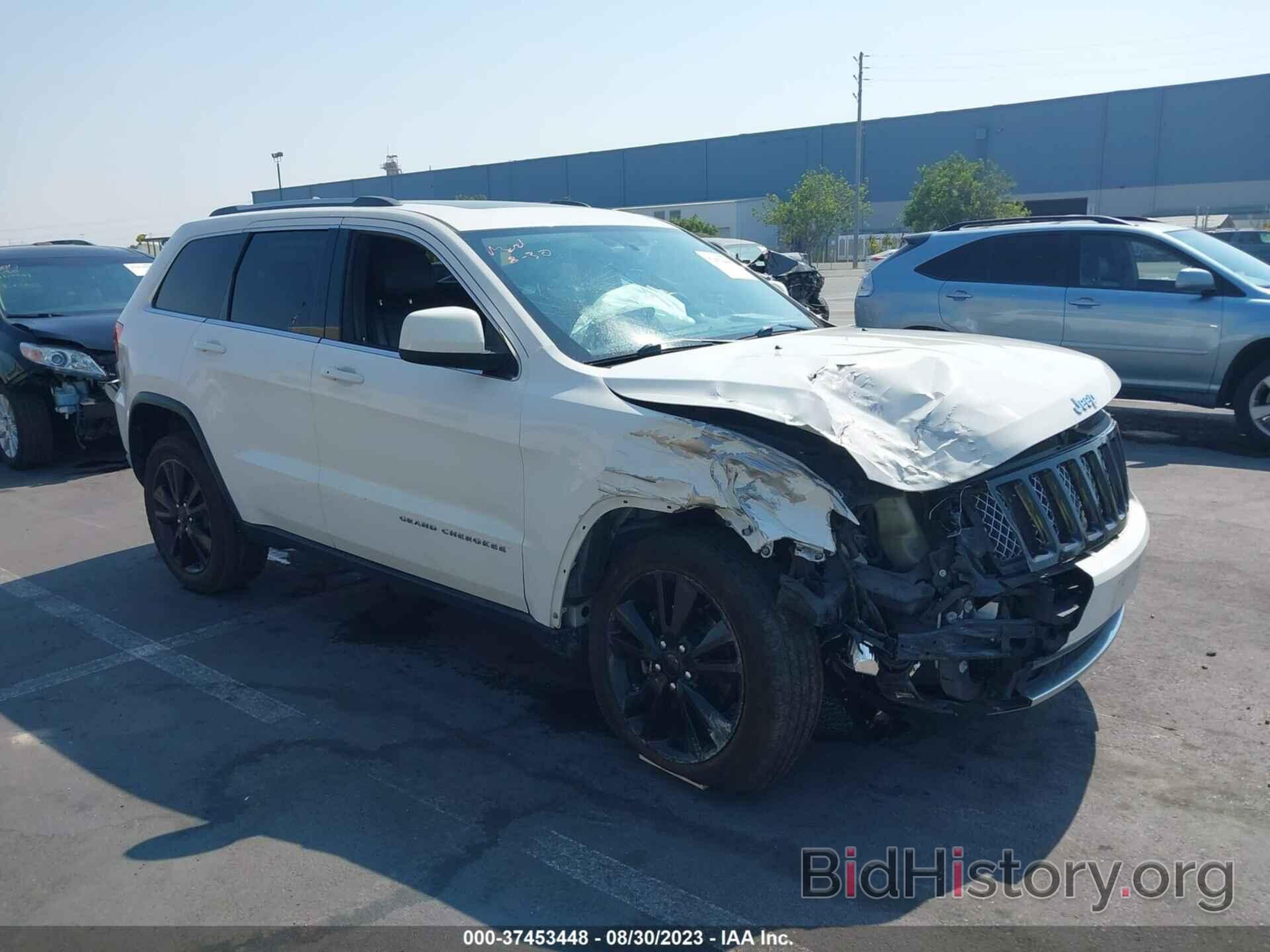 Photo 1C4RJFAT2CC335103 - JEEP GRAND CHEROKEE 2012