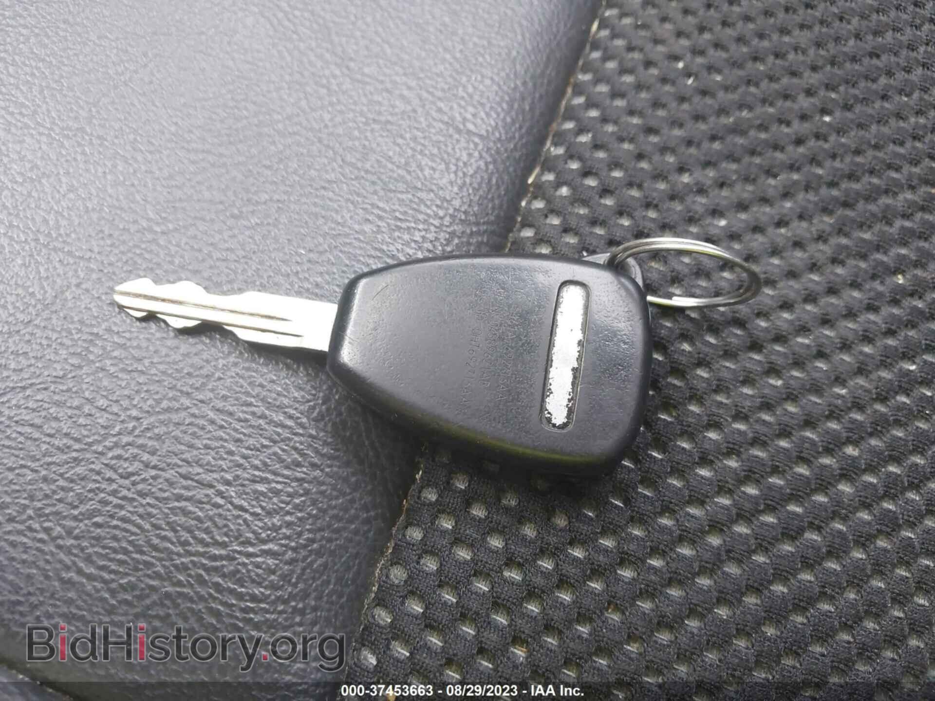 2014 JEEP COMPASS - VIN: 1C4NJDEB4ED884724 - Фото 11