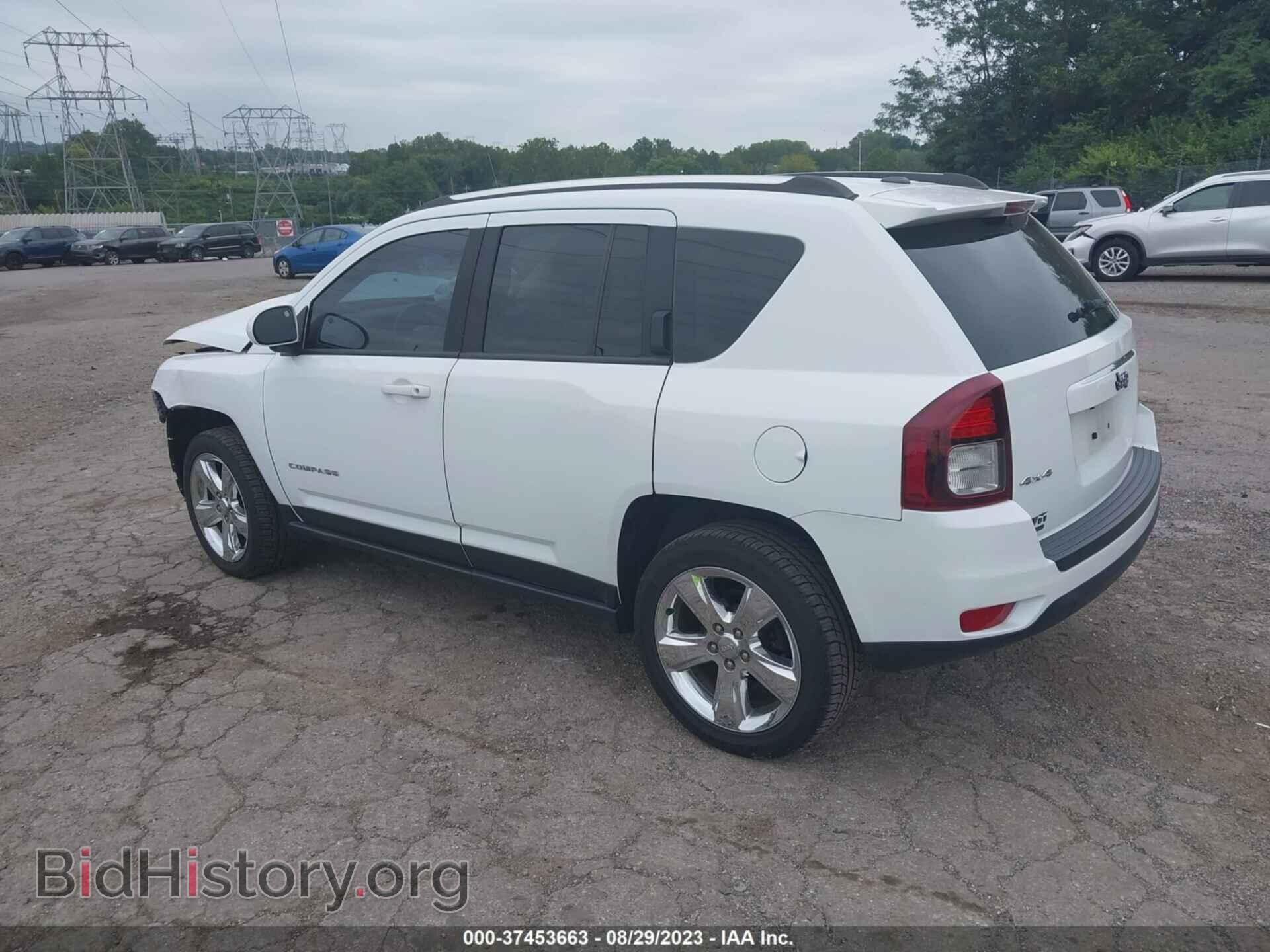 2014 JEEP COMPASS - VIN: 1C4NJDEB4ED884724 - Фото 3