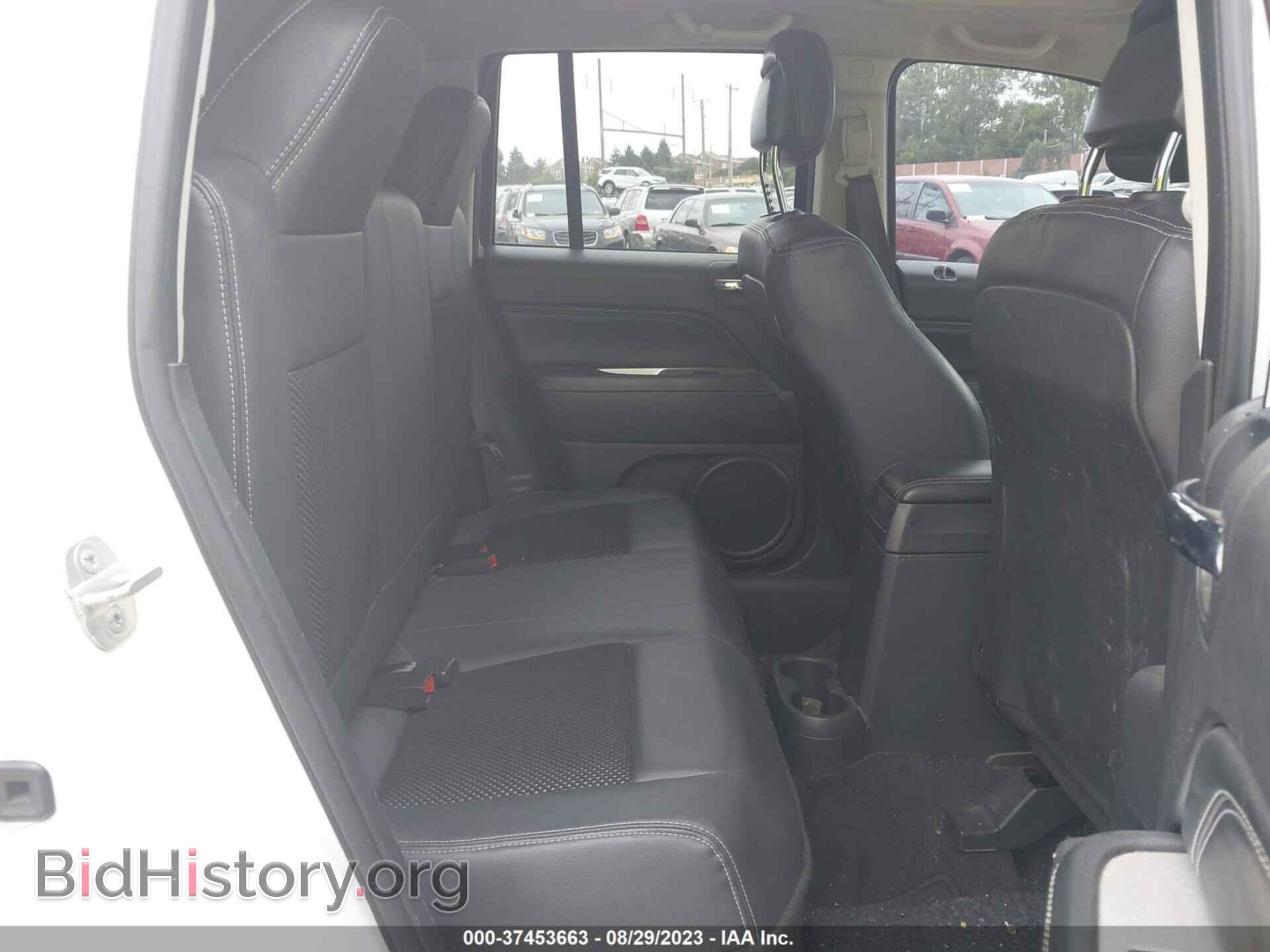 2014 JEEP COMPASS - VIN: 1C4NJDEB4ED884724 - Фото 8