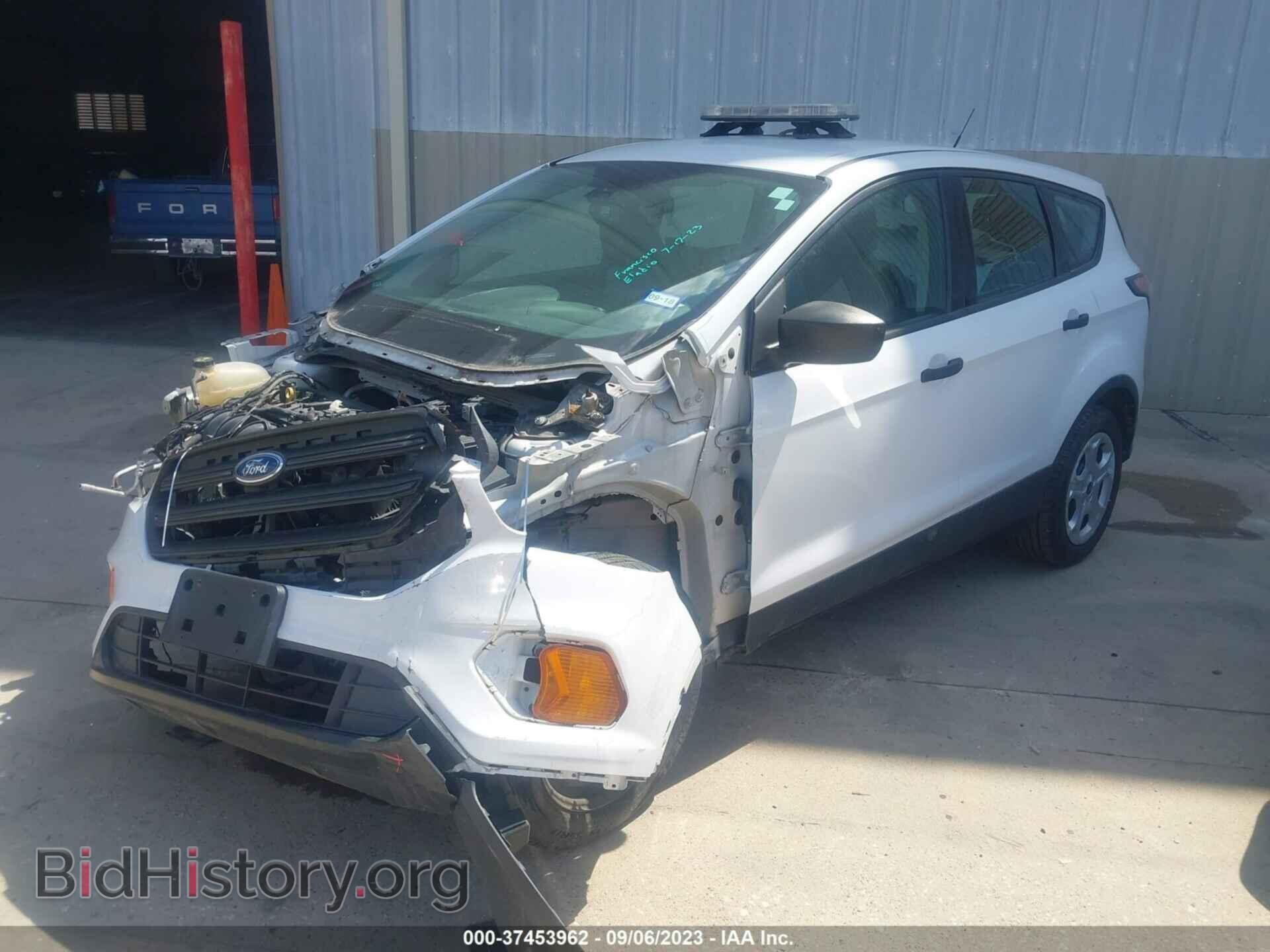 2017 FORD ESCAPE - VIN: 1FMCU0F77HUB21193 - Photo 2
