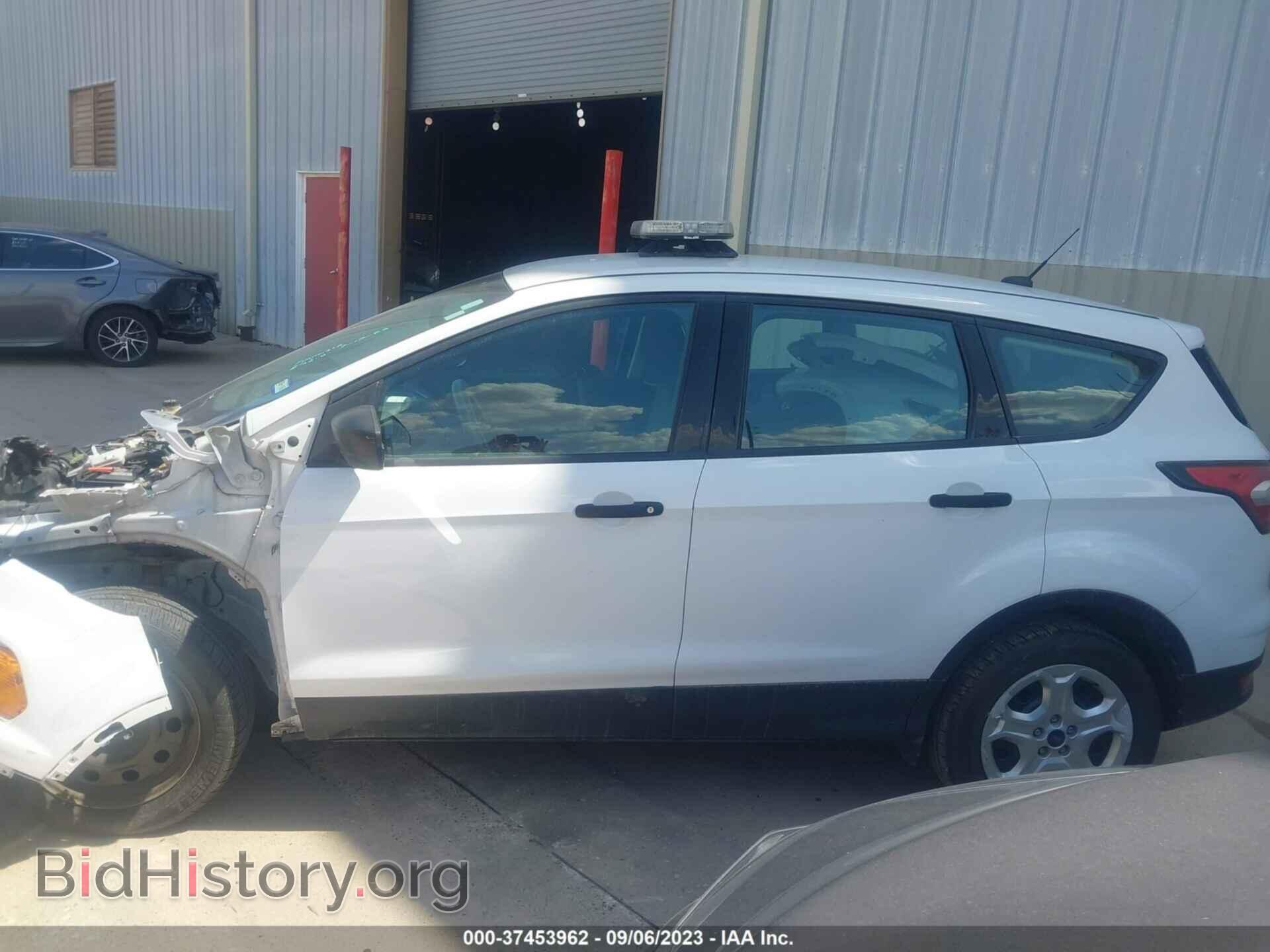 2017 FORD ESCAPE - VIN: 1FMCU0F77HUB21193 - Photo 14