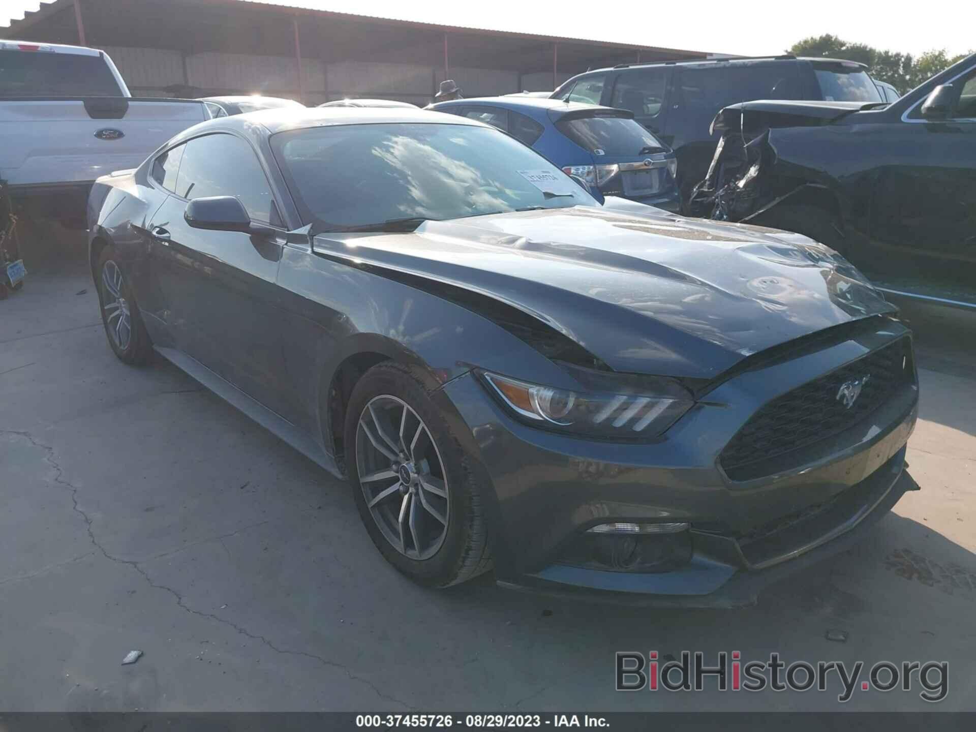 Photo 1FA6P8TH9G5272703 - FORD MUSTANG 2016