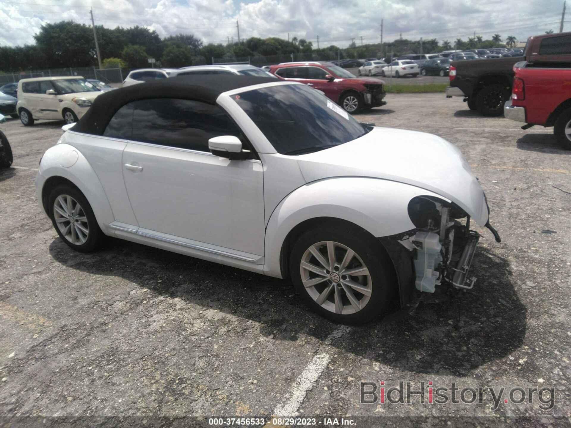 Photo 3VW5DAAT5KM509751 - VOLKSWAGEN BEETLE CONVERTIBLE 2019