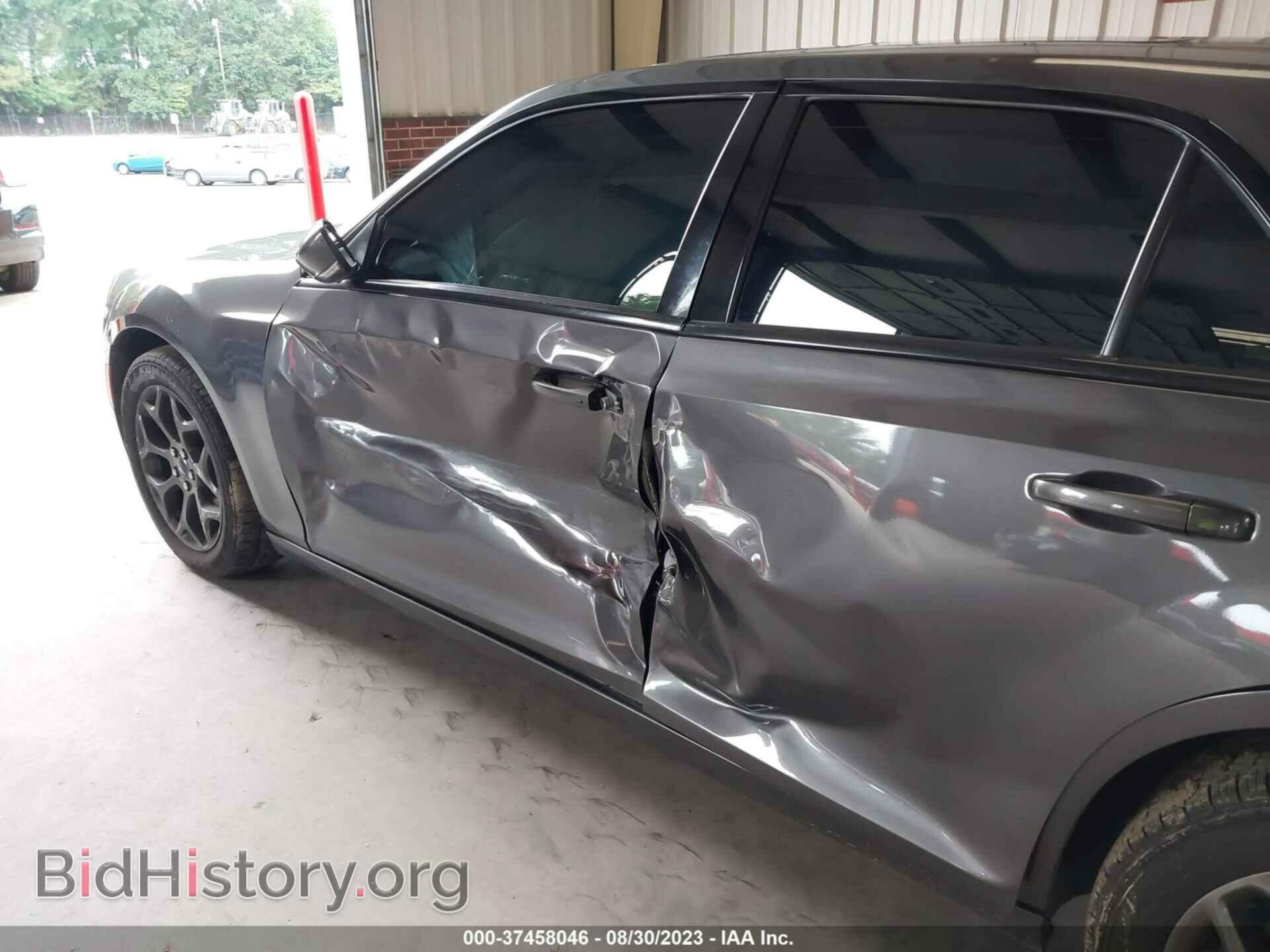 2018 CHRYSLER 300 - VIN: 2C3CCAGG2JH141764 - Фото 6