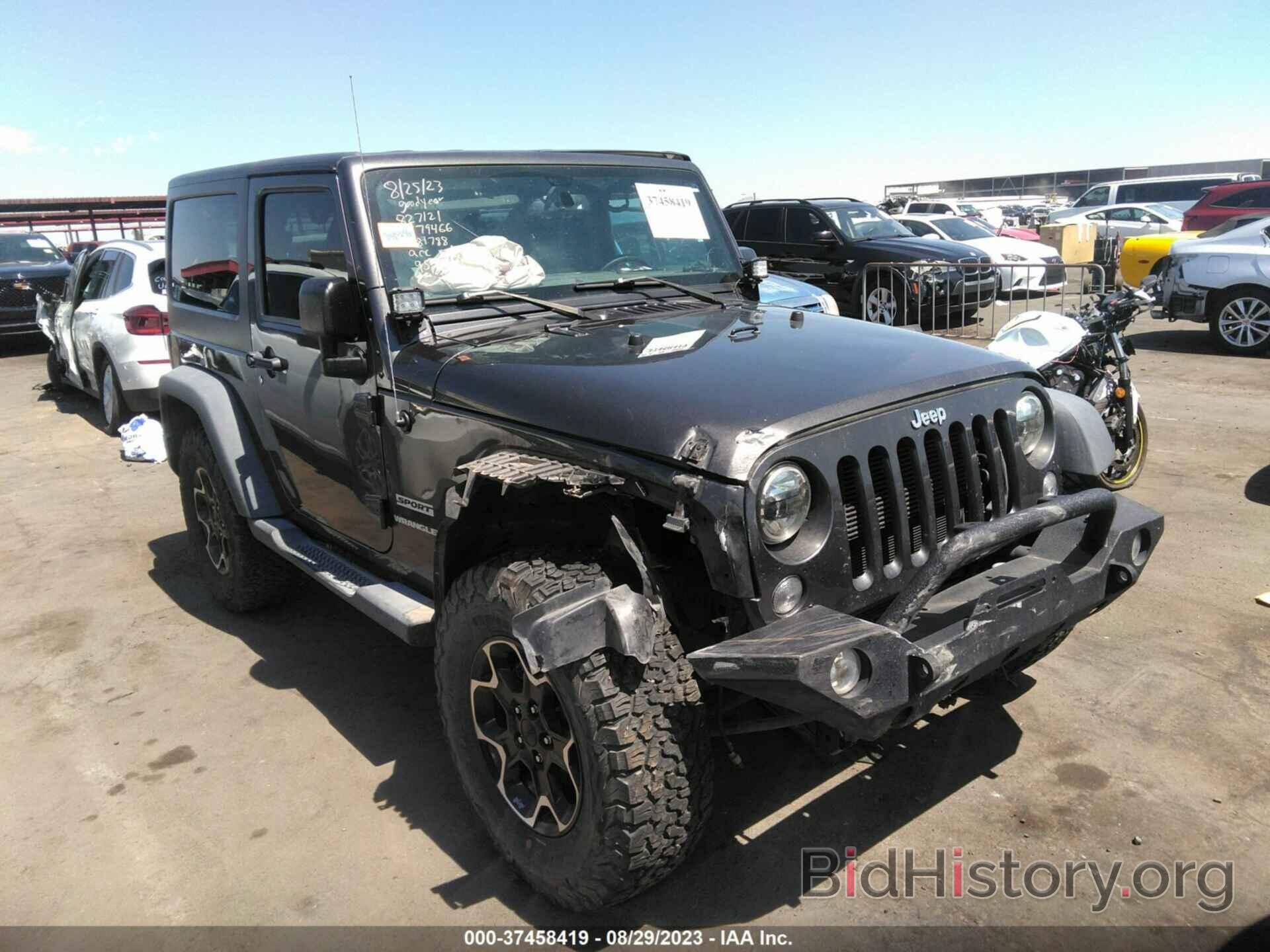 Фотография 1C4AJWAG8HL581788 - JEEP WRANGLER 2017