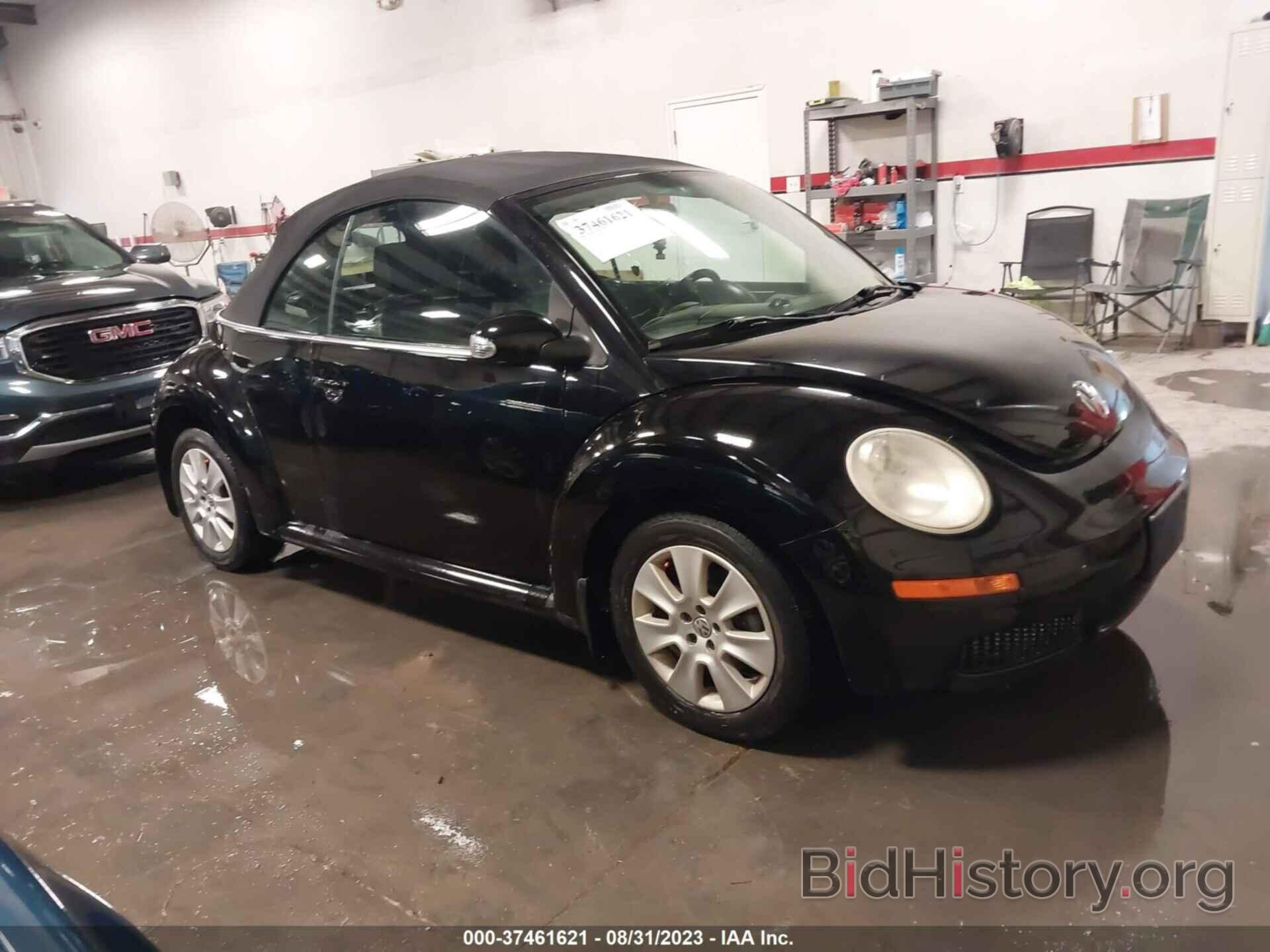 Photo 3VWRF31Y39M404378 - VOLKSWAGEN NEW BEETLE CONVERTIBLE 2009