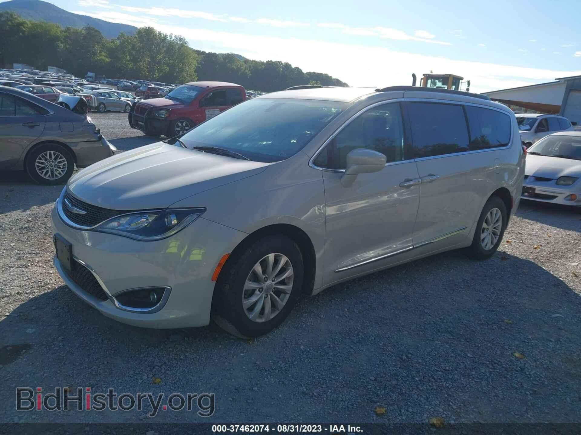 2017 CHRYSLER PACIFICA - VIN: 2C4RC1BG7HR753184 - Photo 2