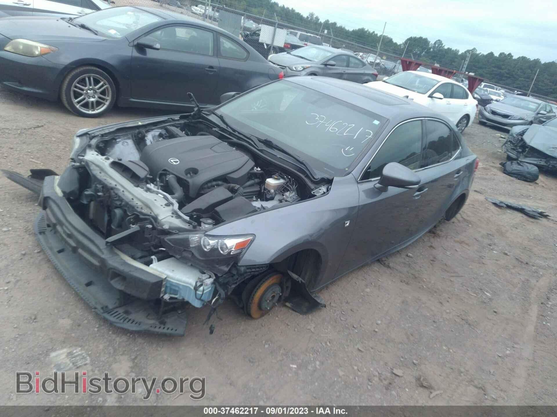 2015 LEXUS IS 250 - VIN: JTHBF1D23F5043718 - Photo 2