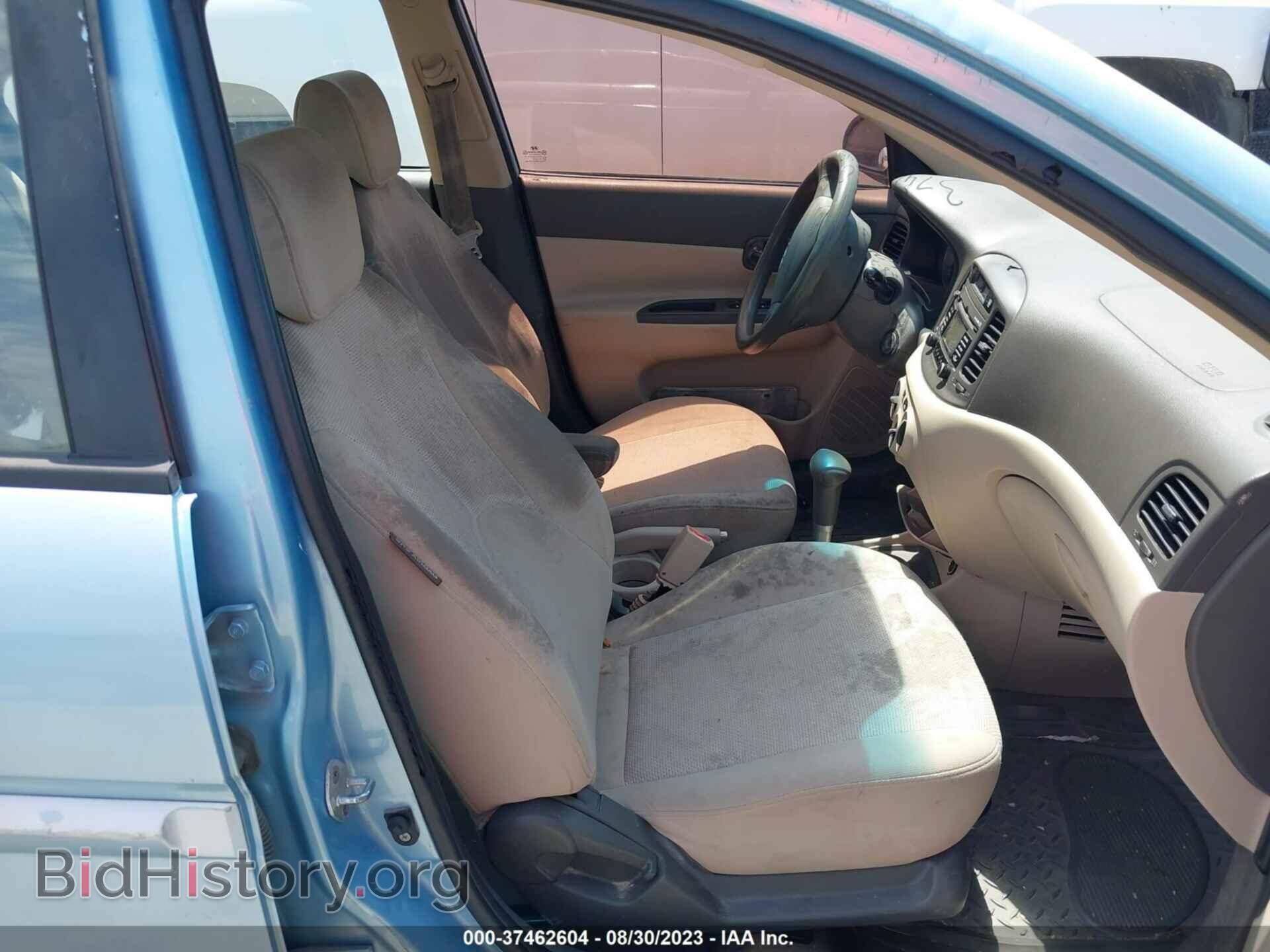 2008 HYUNDAI ACCENT - VIN: KMHCN46CX8U240664 - Фото 5