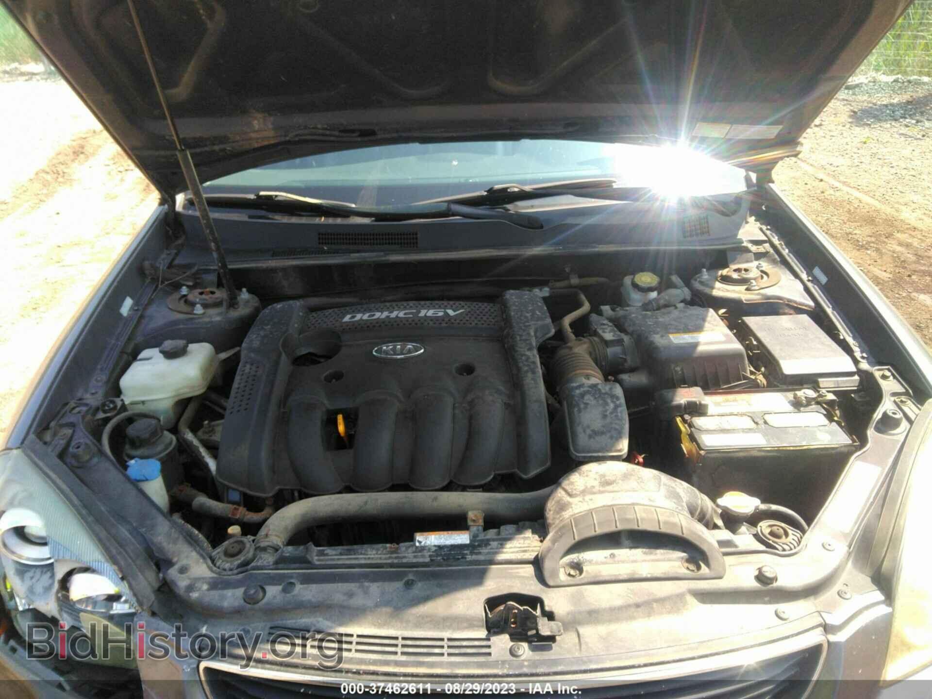 2007 KIA OPTIMA - VIN: KNAGE123775160979 - Фото 10