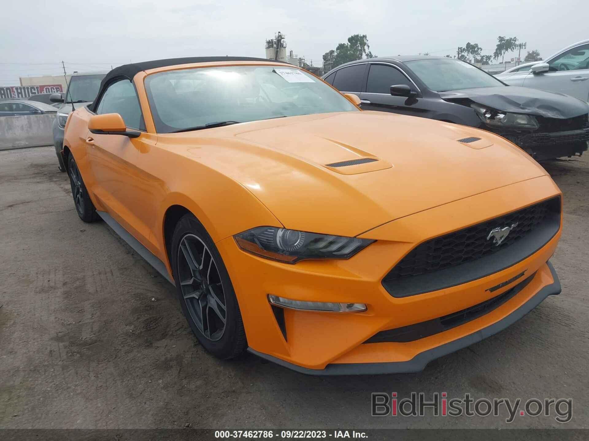 Photo 1FATP8UH2J5143419 - FORD MUSTANG 2018