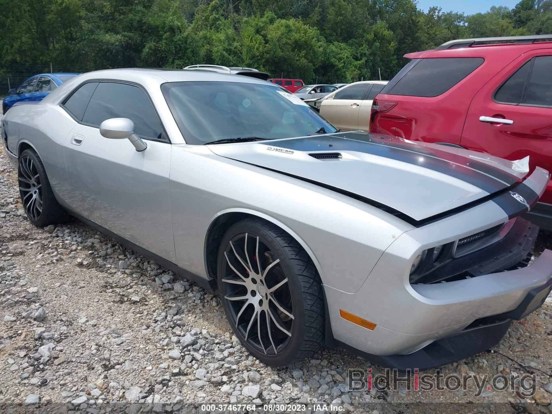 Photo 2B3LJ74W09H569331 - DODGE CHALLENGER 2009