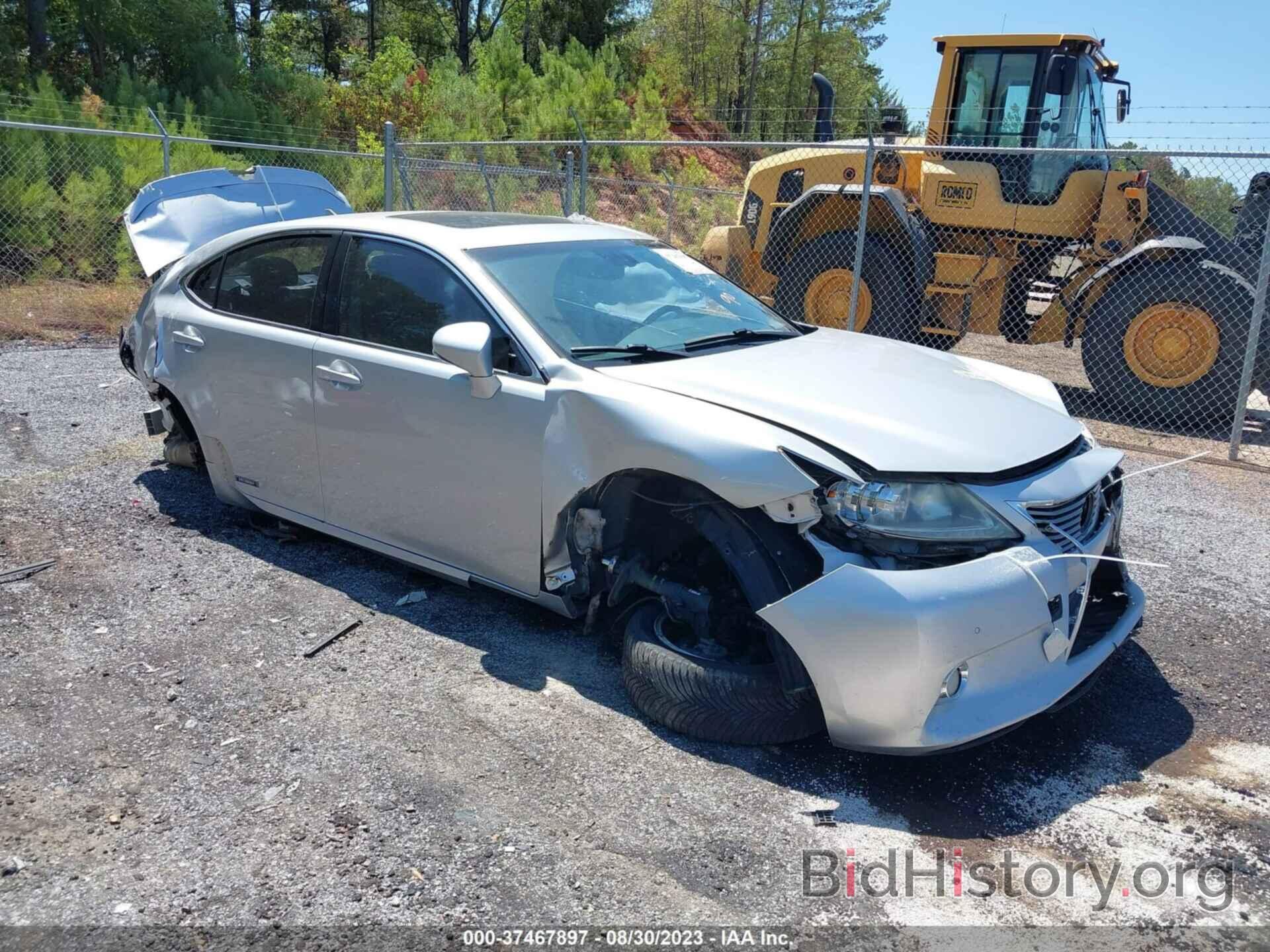 Photo JTHBW1GGXD2023195 - LEXUS ES 300H 2013