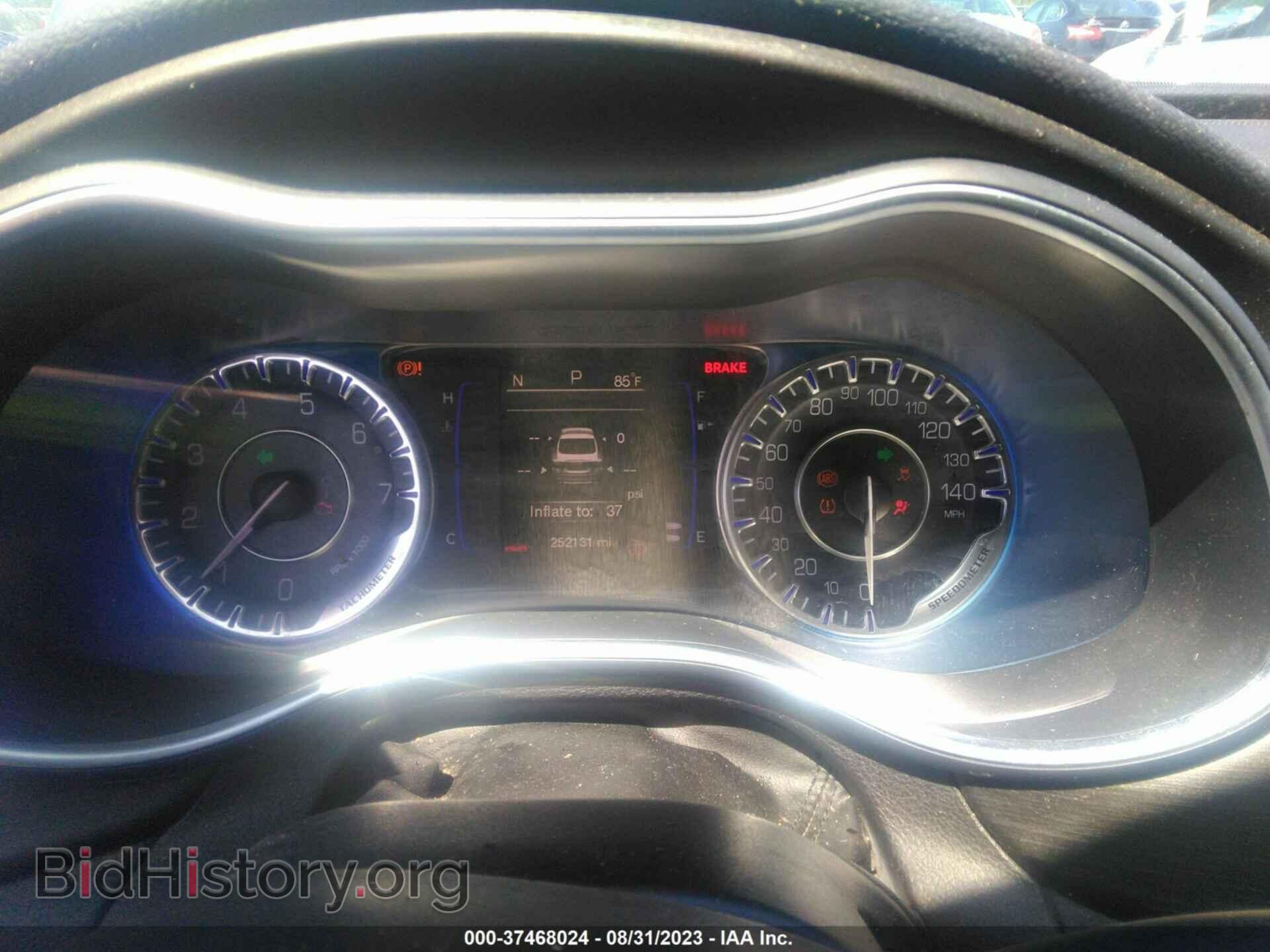 2015 CHRYSLER 200 - VIN: 1C3CCCAB1FN579747 - Фото 7
