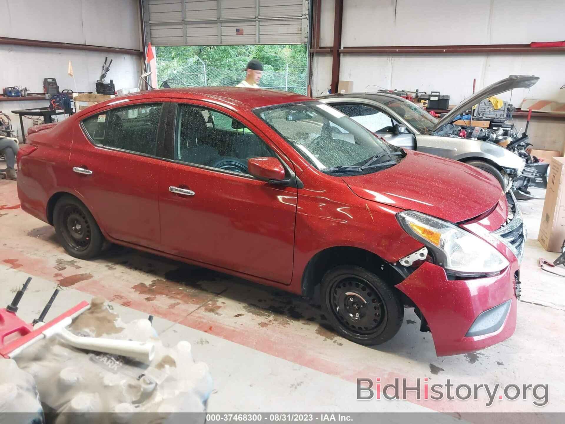 Photo 3N1CN7AP1HK456888 - NISSAN VERSA SEDAN 2017