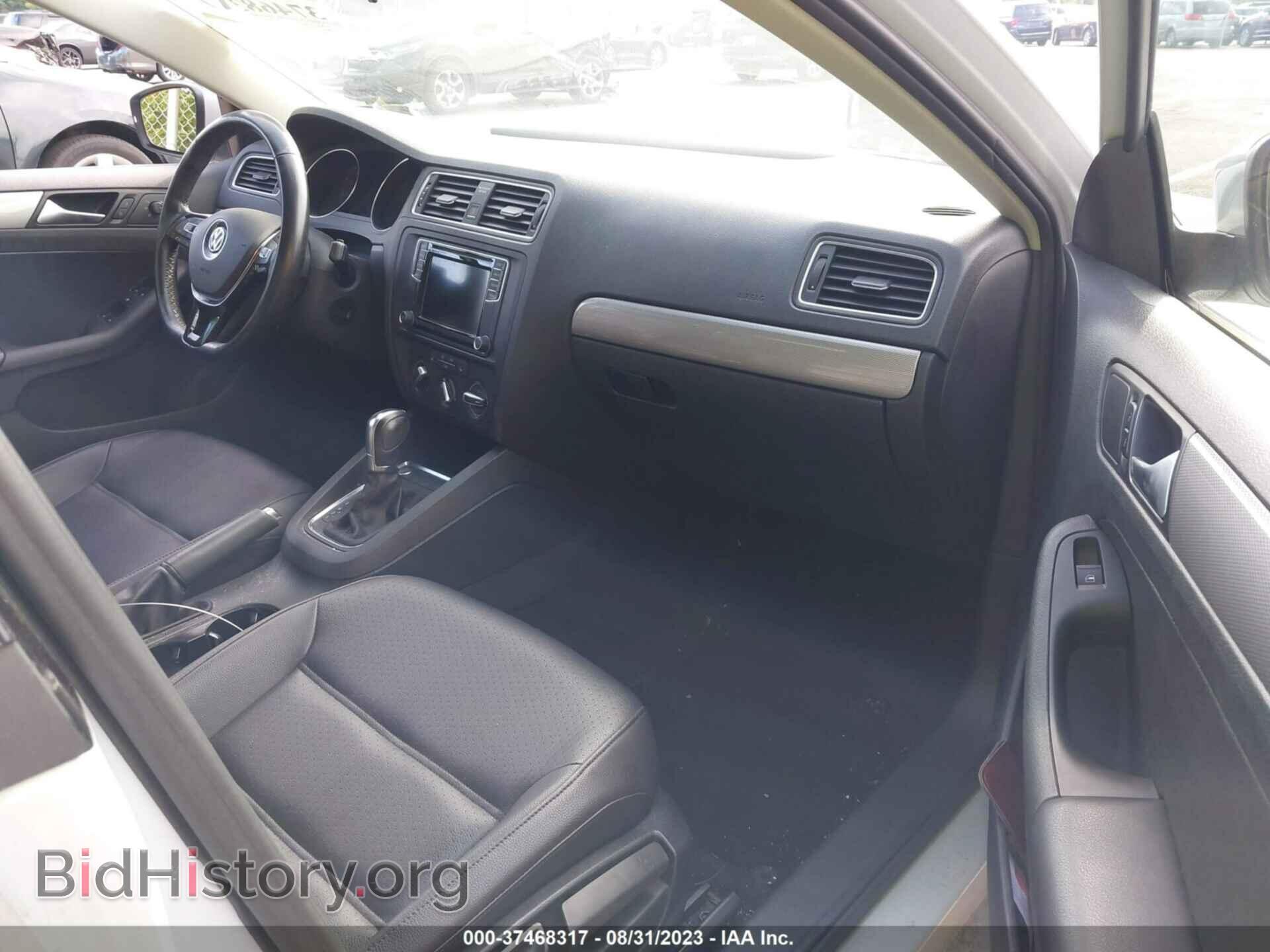 2017 VOLKSWAGEN JETTA - VIN: 3VWDB7AJ0HM291407 - Фото 5